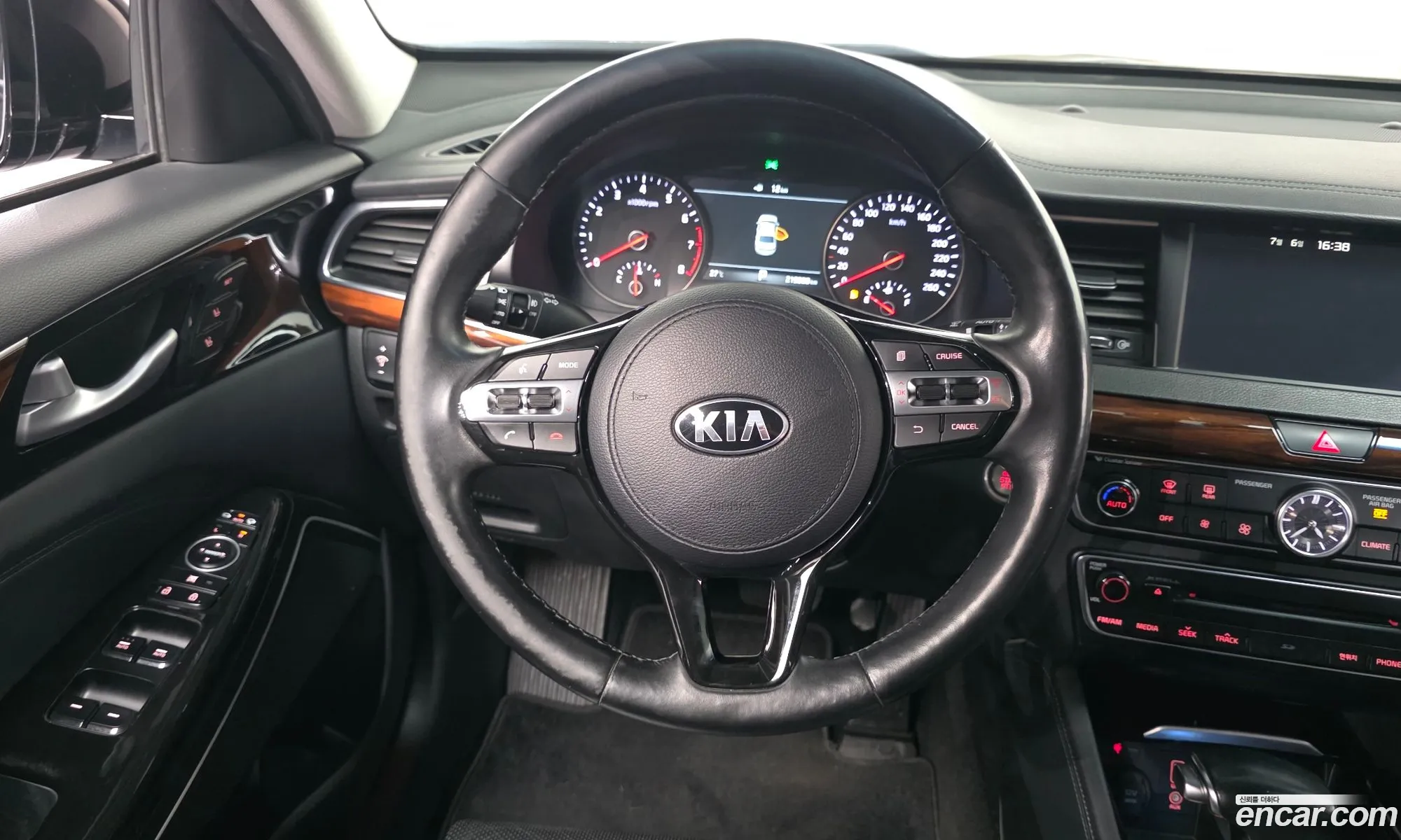 Kia K7 2016 — 17
