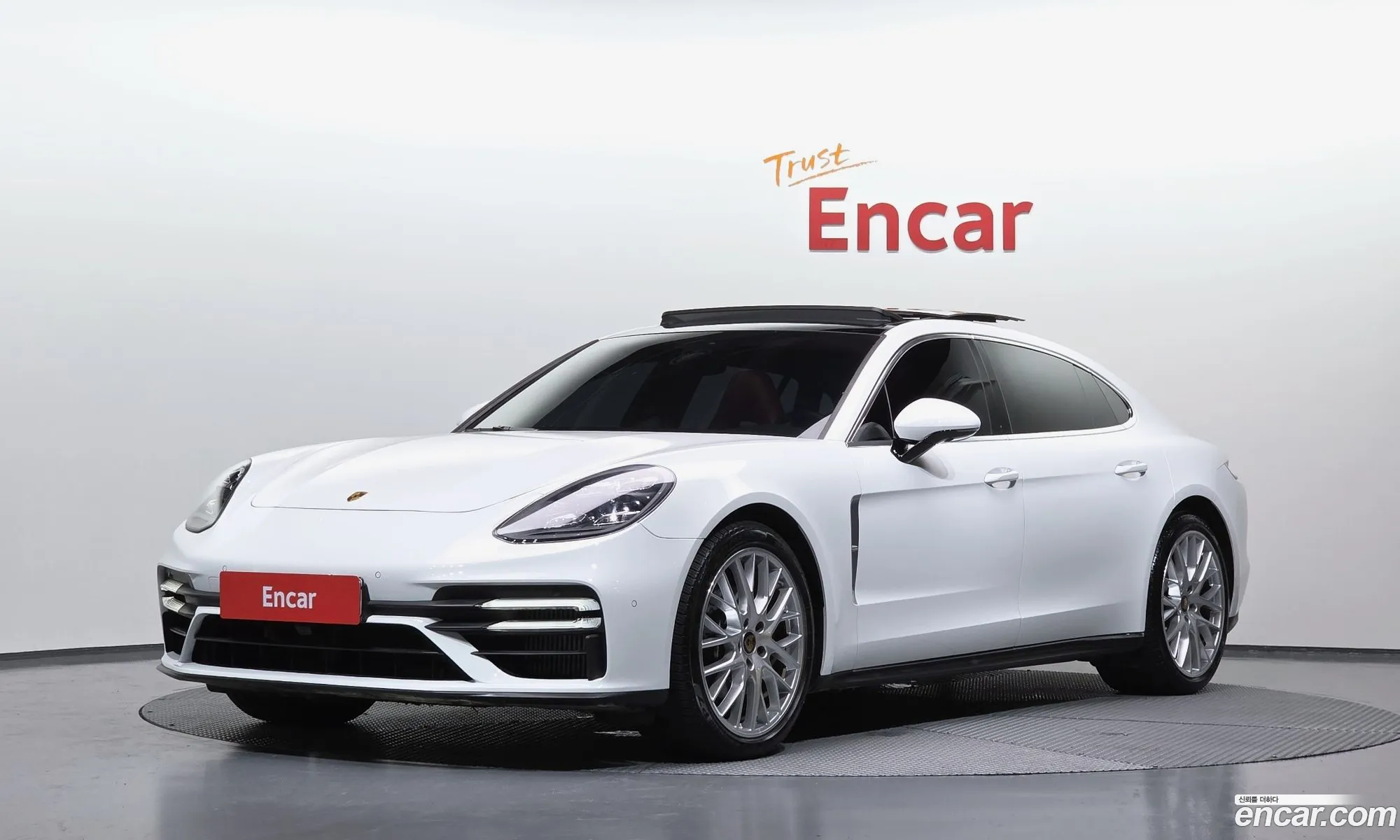 Porsche Panamera 2021 WP0BJ297 — 14