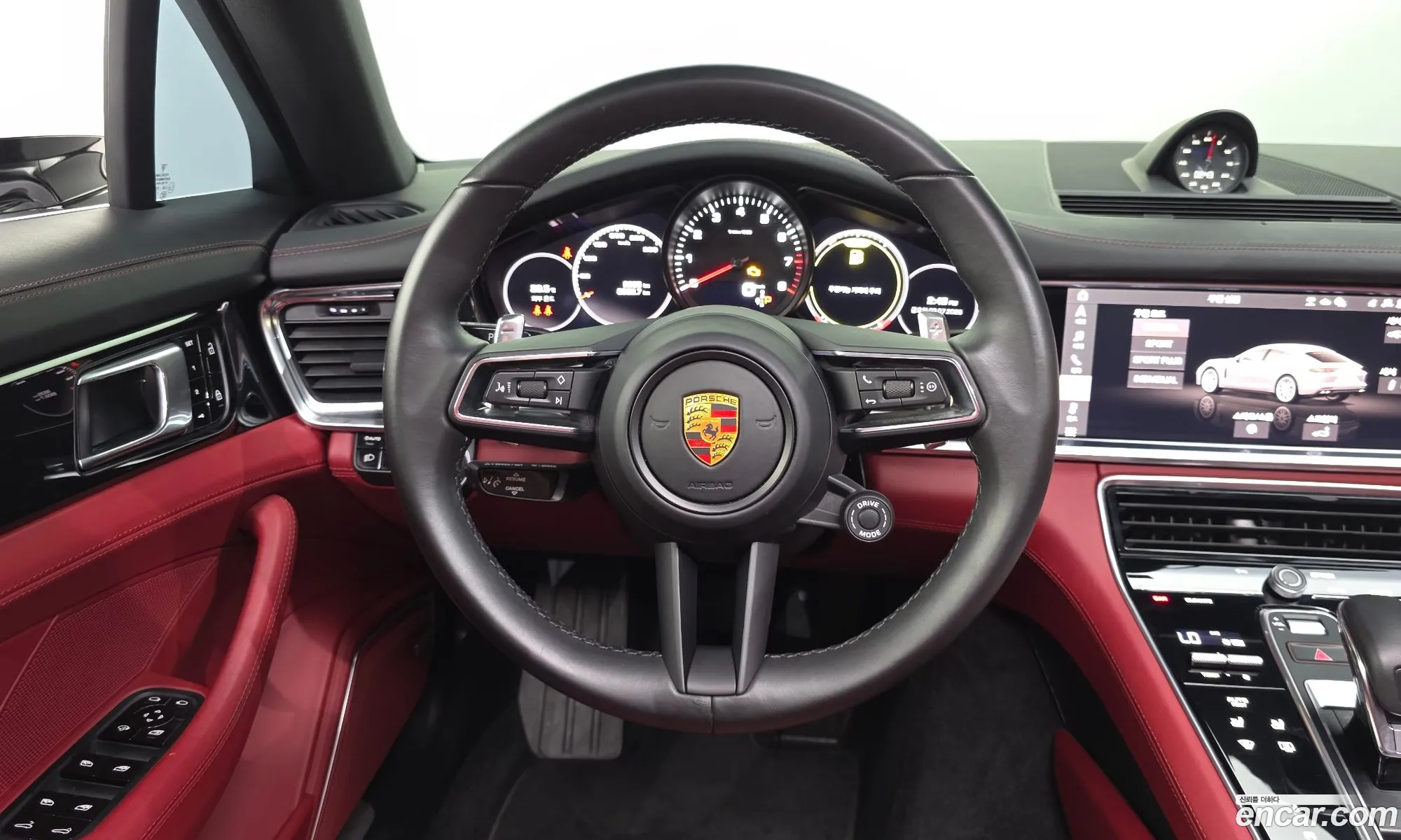 Porsche Panamera 2021 WP0BJ297 — 10