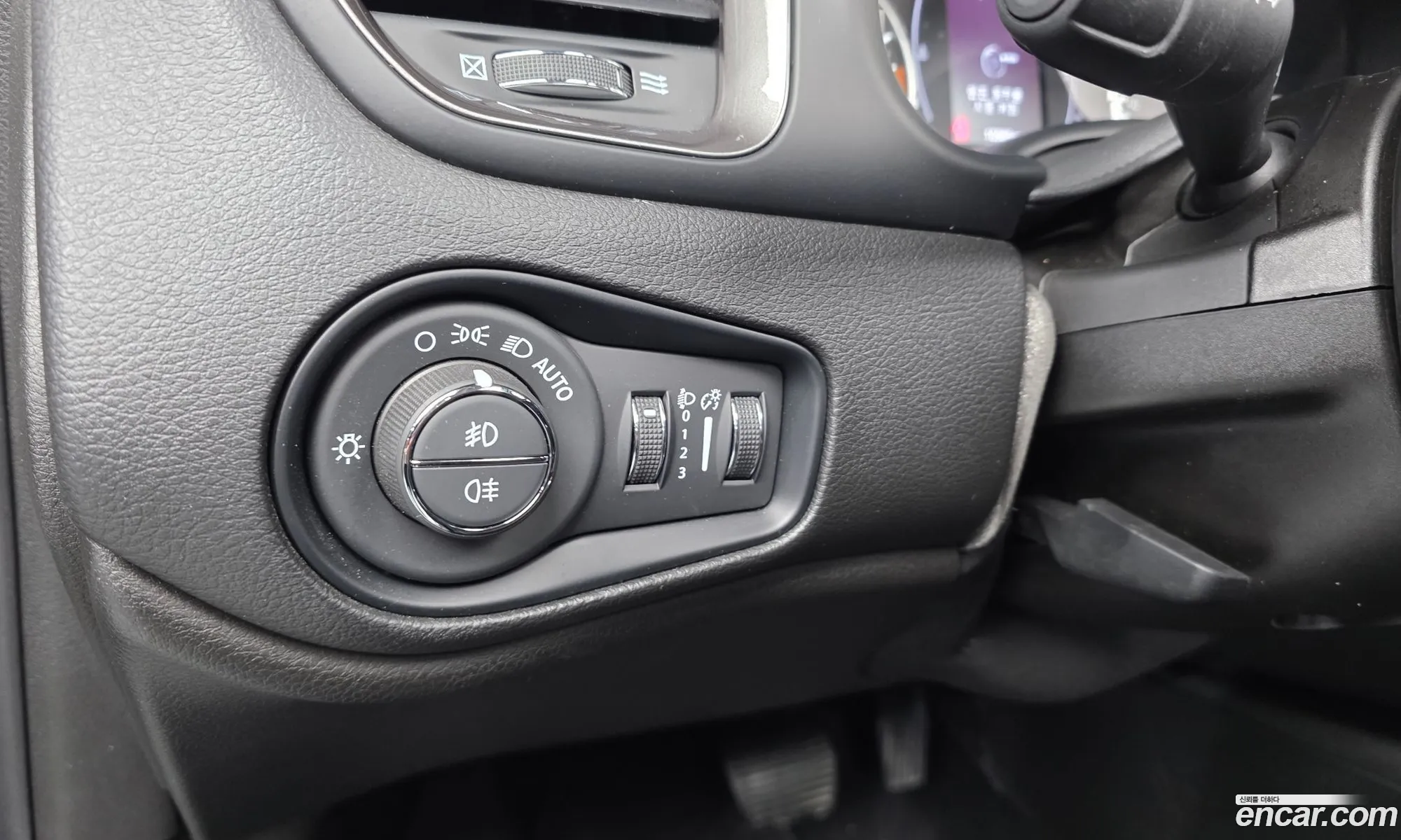 Jeep Renegade 2022 — 29