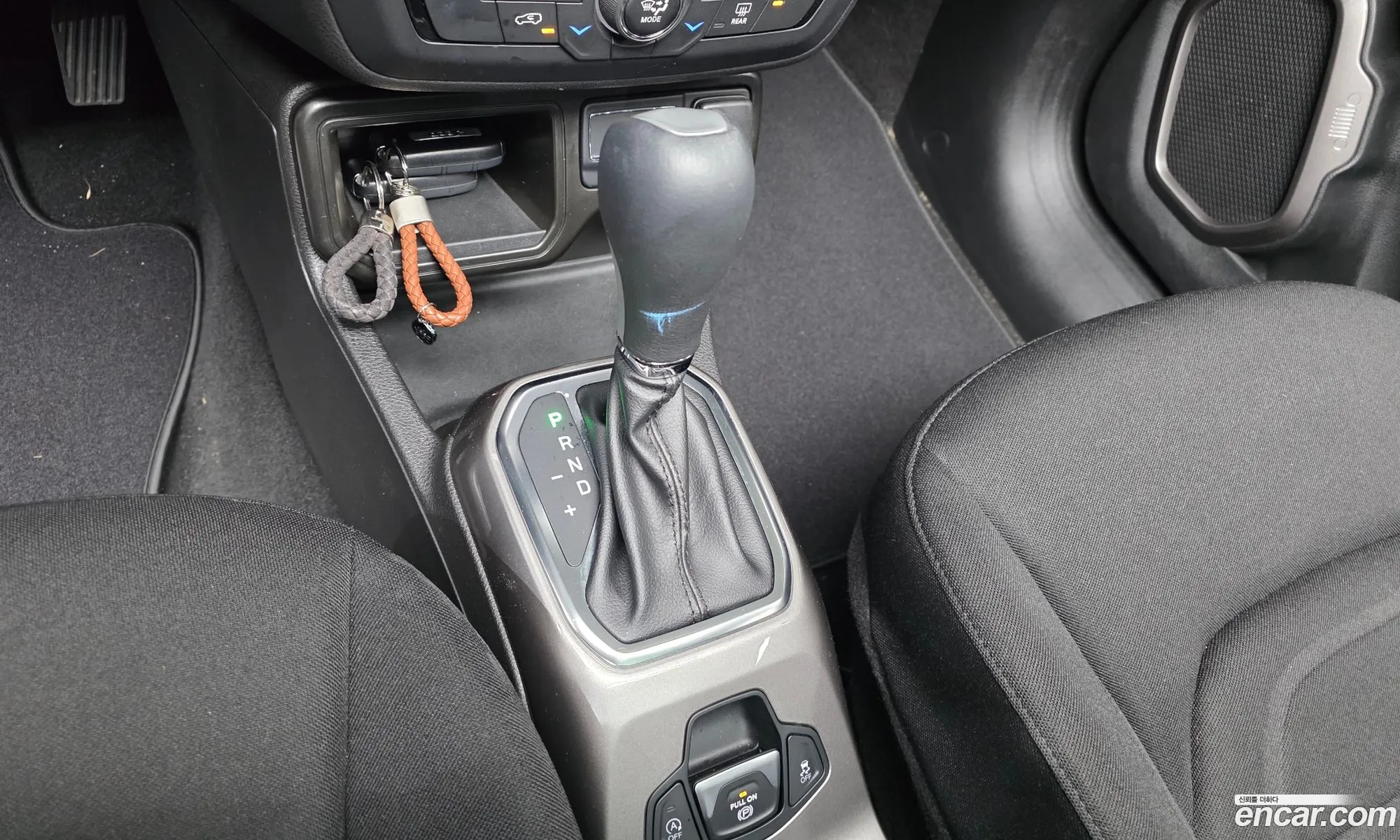 Jeep Renegade 2022 — 12