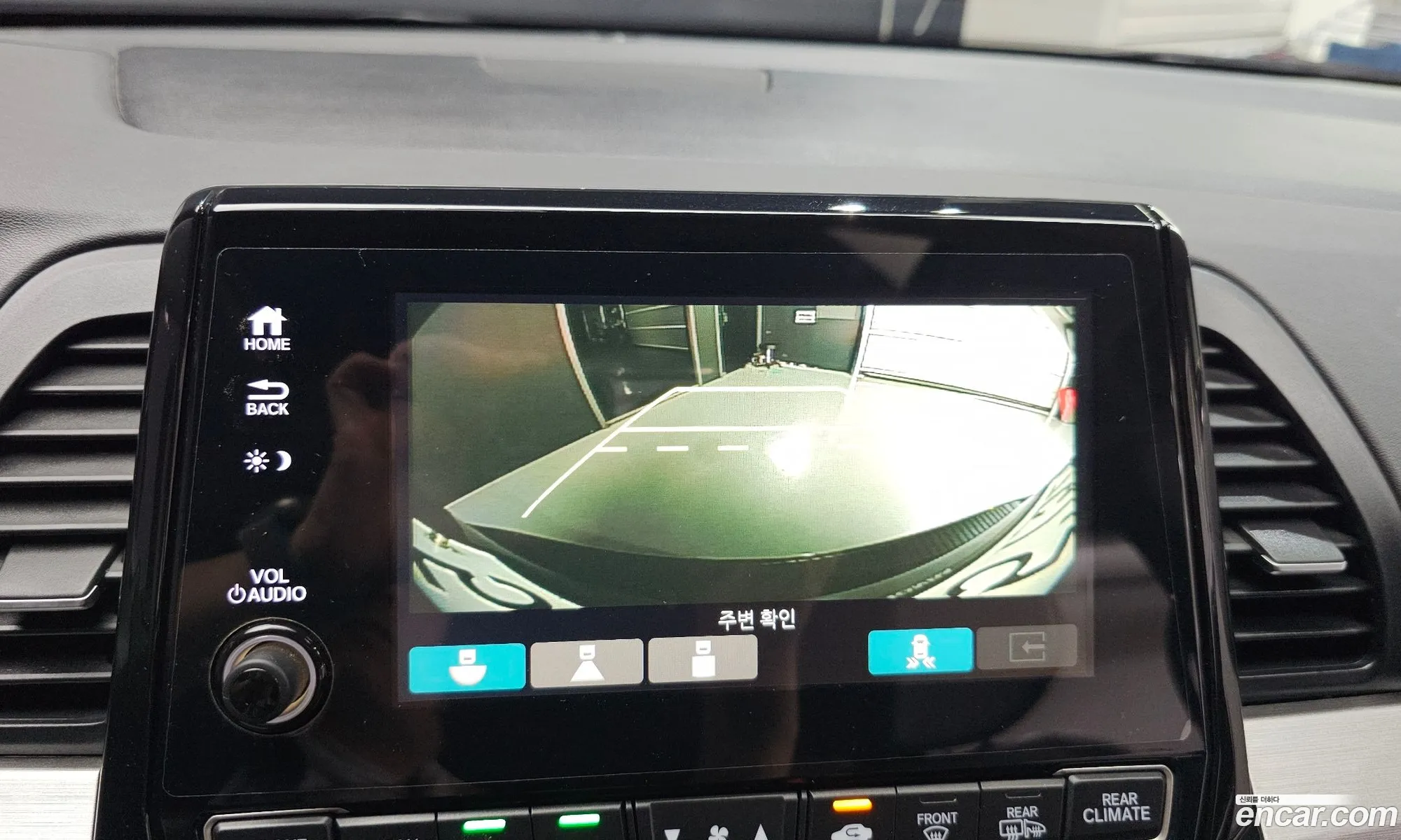 Honda Odyssey 2017 5KBRL6880JB600206 — 12
