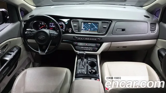 Kia Carnival 2017 — 4