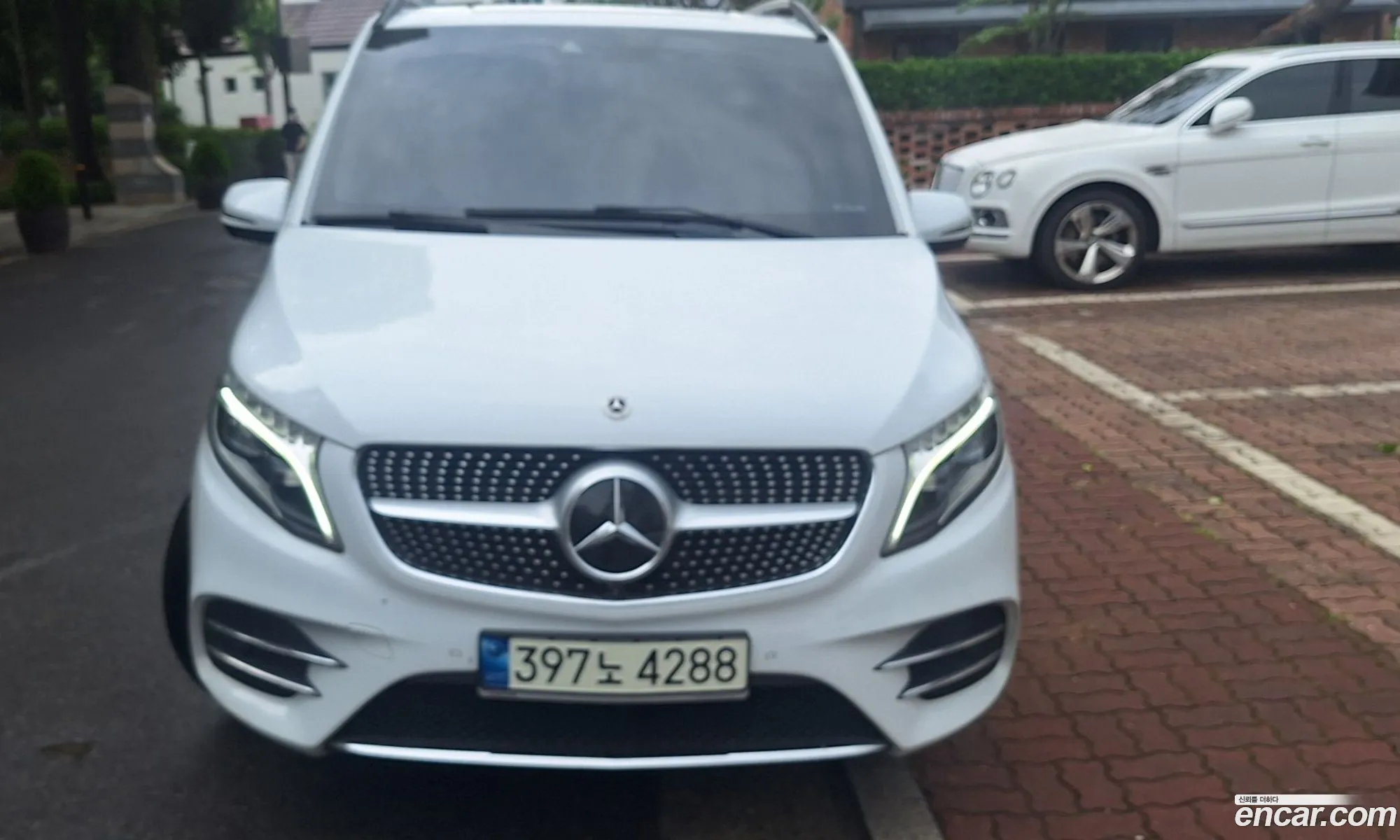 Mercedes-Benz V-Class 2021 — 4