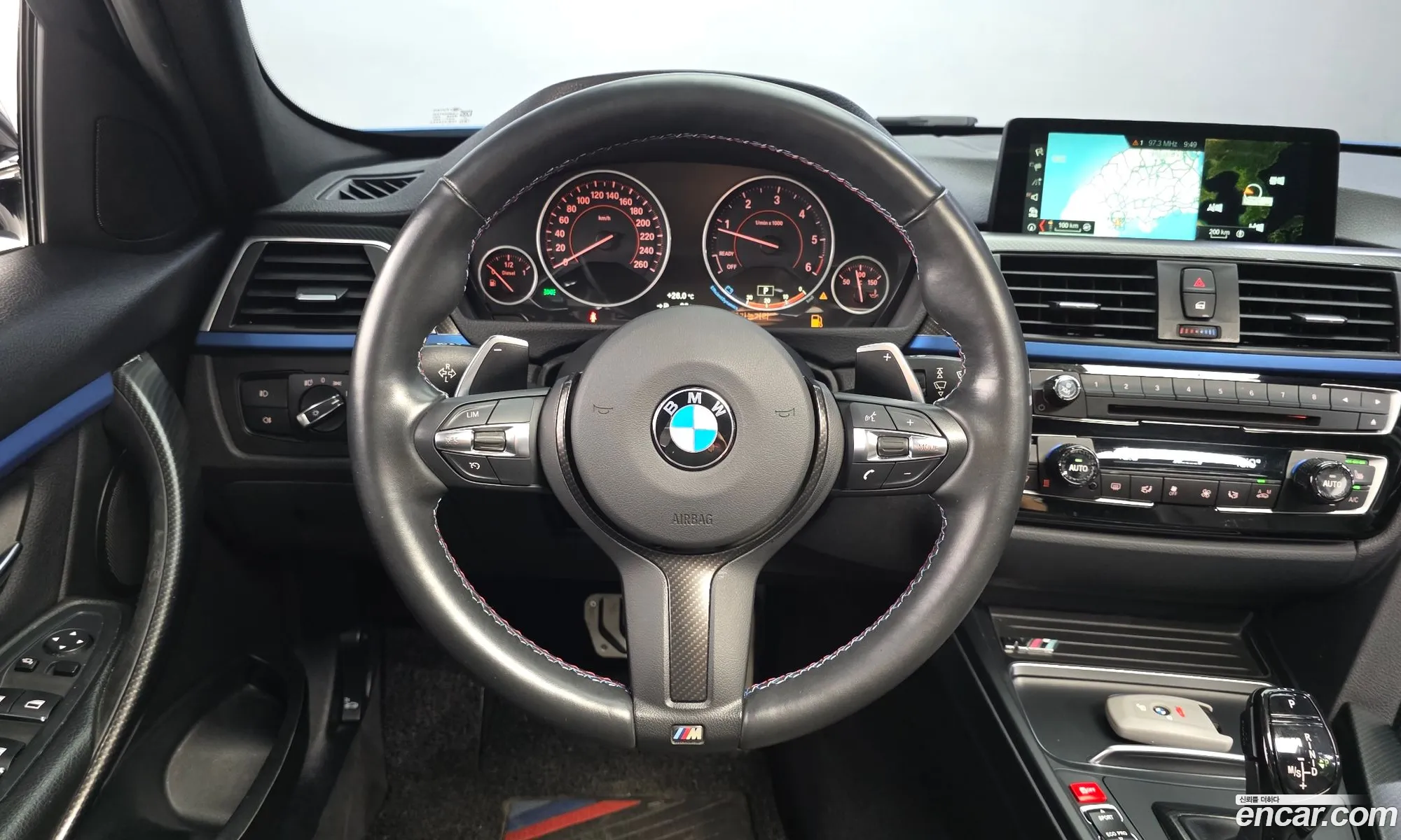 BMW 3 Series 2016 WBA8C5103HK854192 — 10