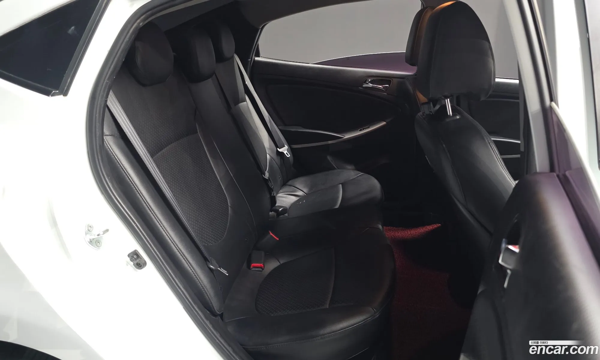 Hyundai Accent 2014 — 18