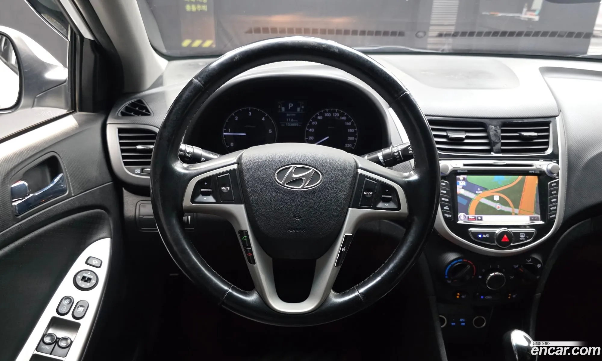 Hyundai Accent 2014 — 19