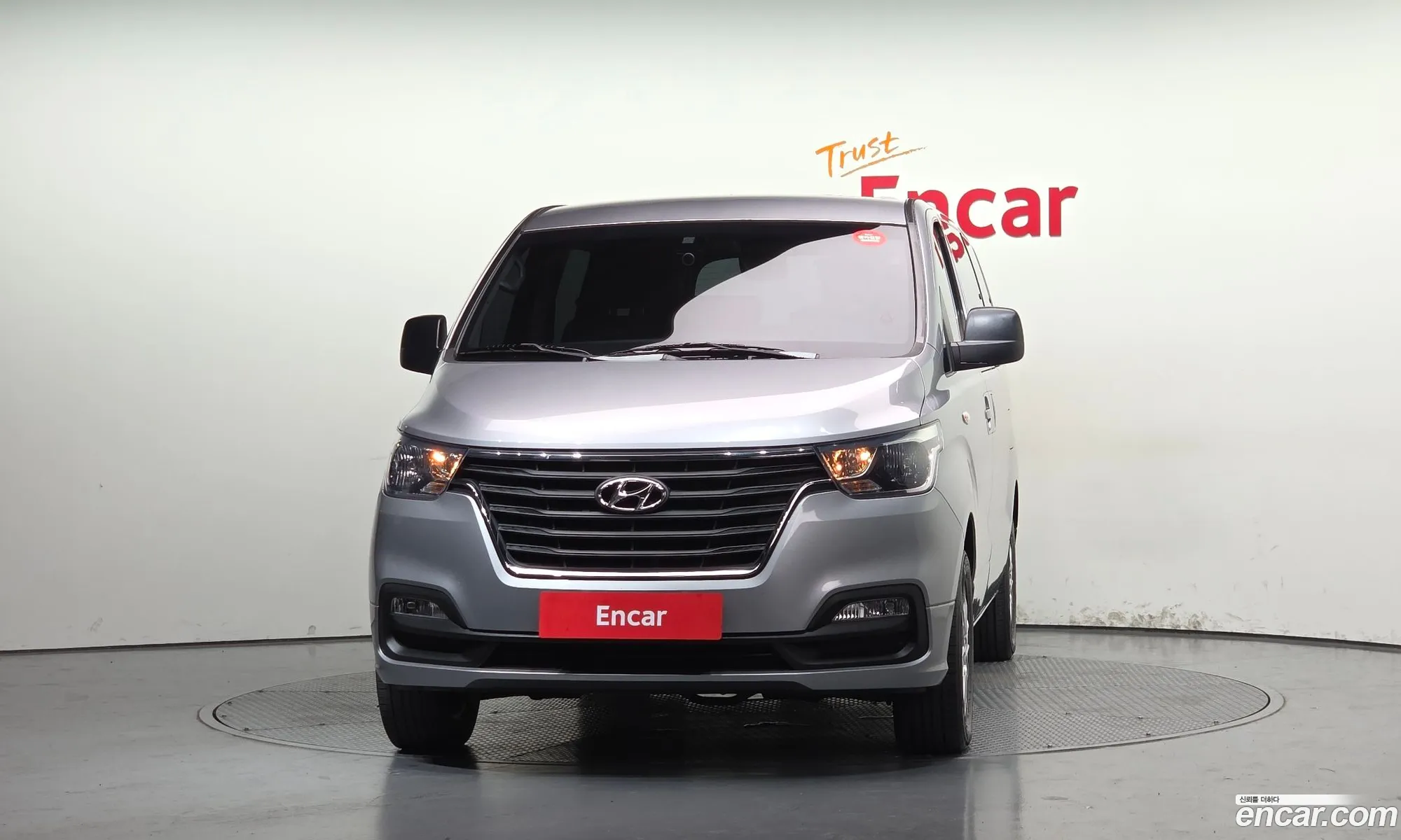 Hyundai Grand Starex 2018 — 19