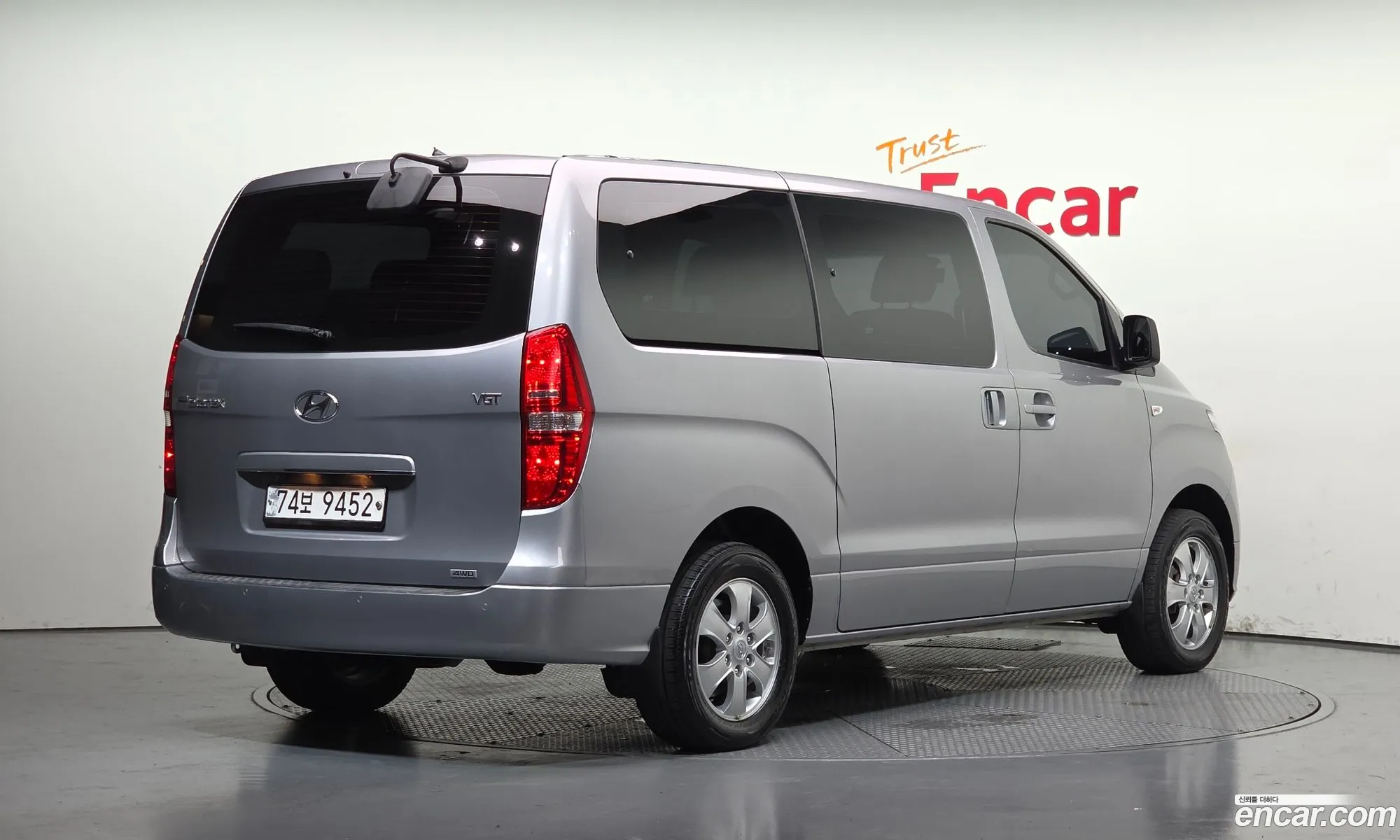 Hyundai Grand Starex 2018 — 23
