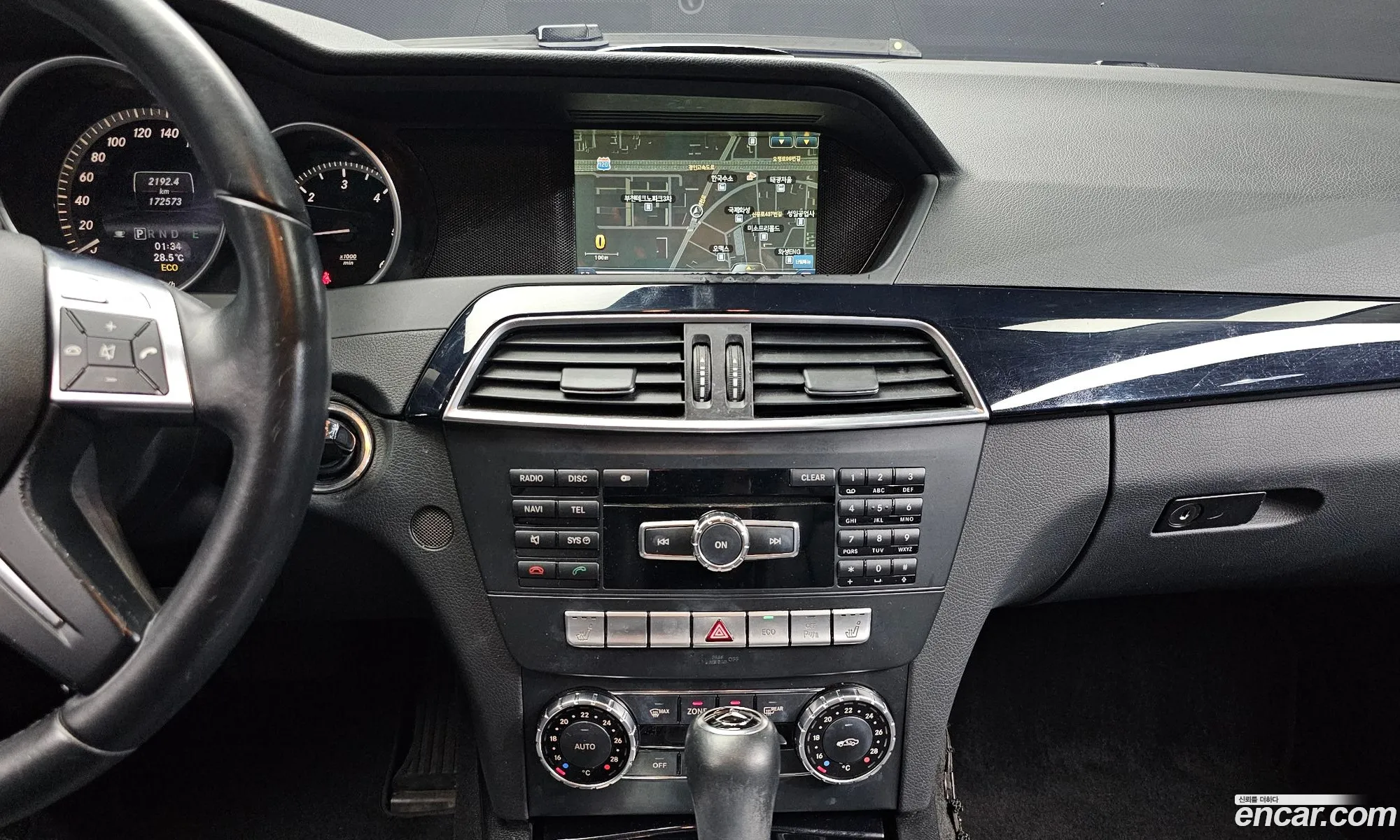 Mercedes-Benz C-Class W204 2013 WDDGF0CB1DA856486 — 13