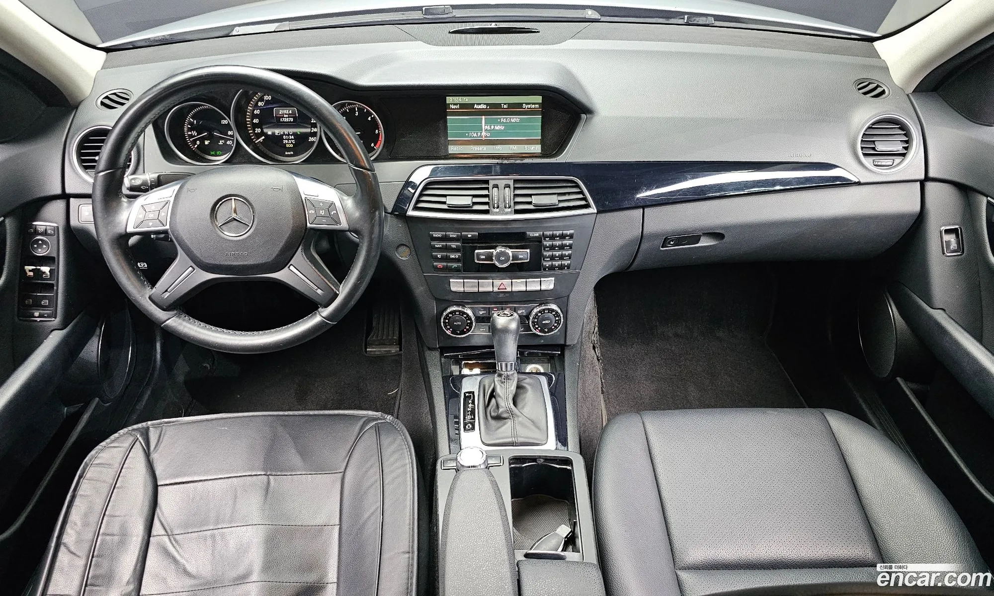 Mercedes-Benz C-Class W204 2013 WDDGF0CB1DA856486 — 8