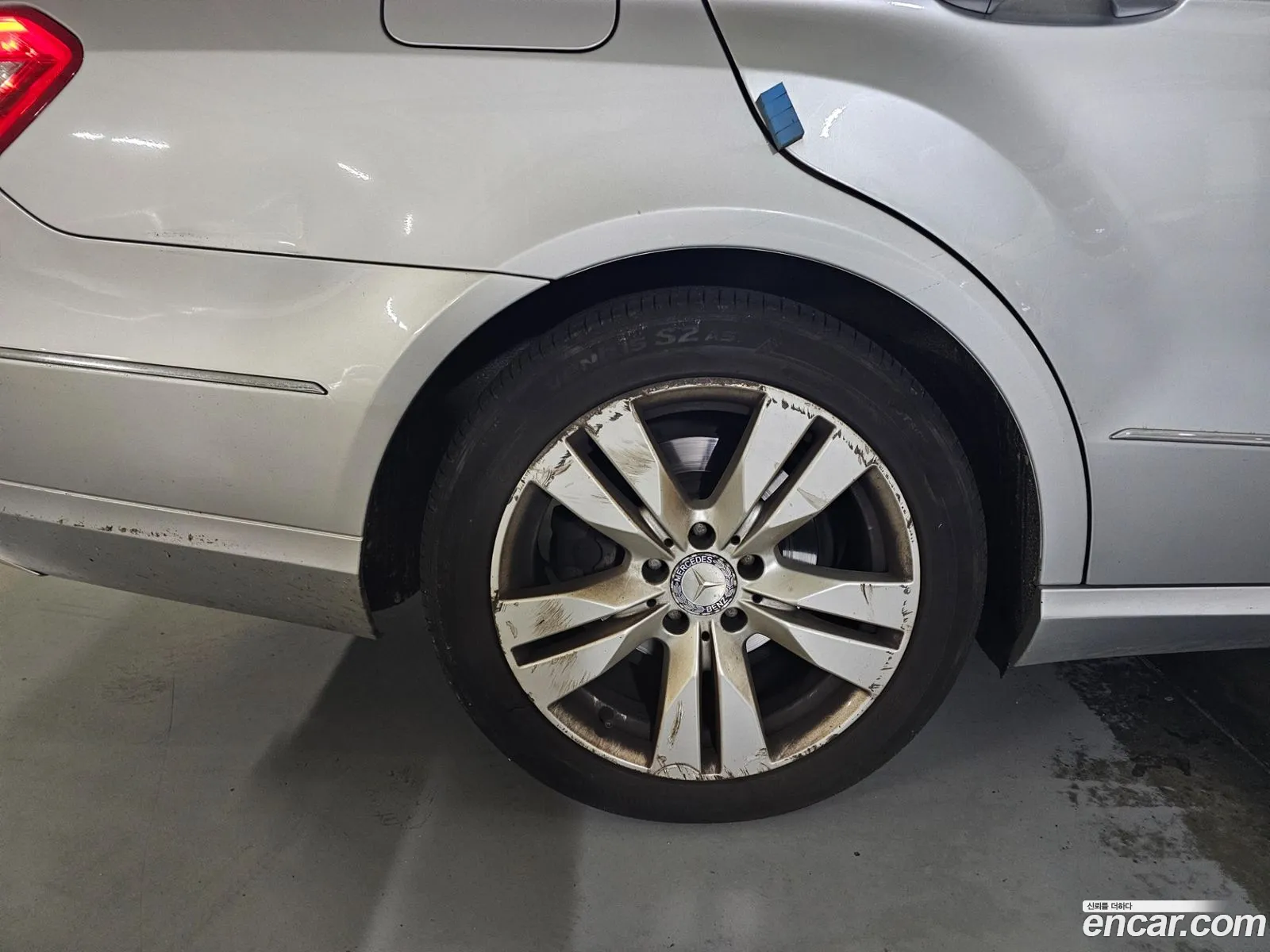 Mercedes-Benz E-Class W212 2011 — 3