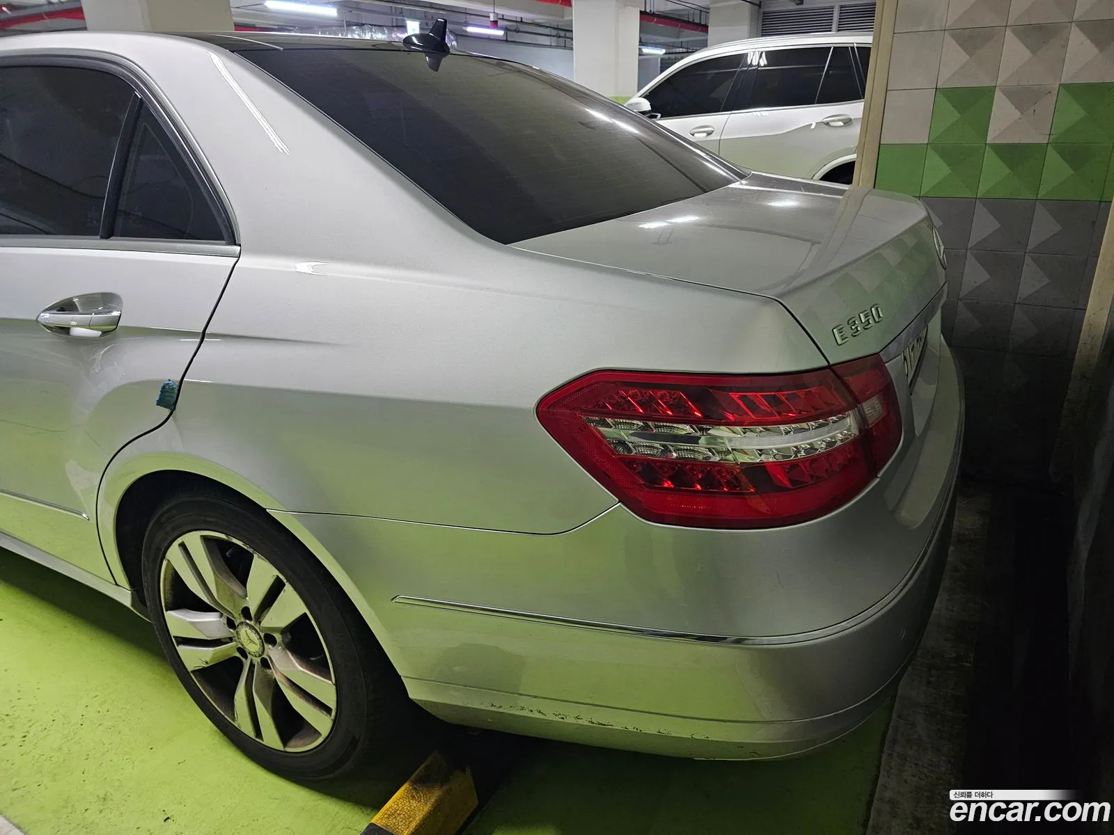 Mercedes-Benz E-Class W212 2011 — 15