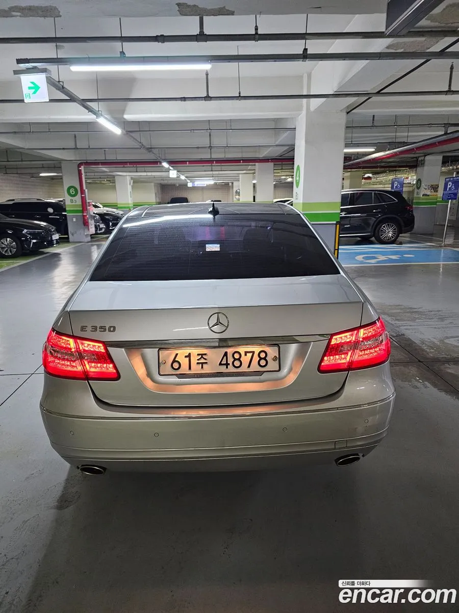 Mercedes-Benz E-Class W212 2011 — 14