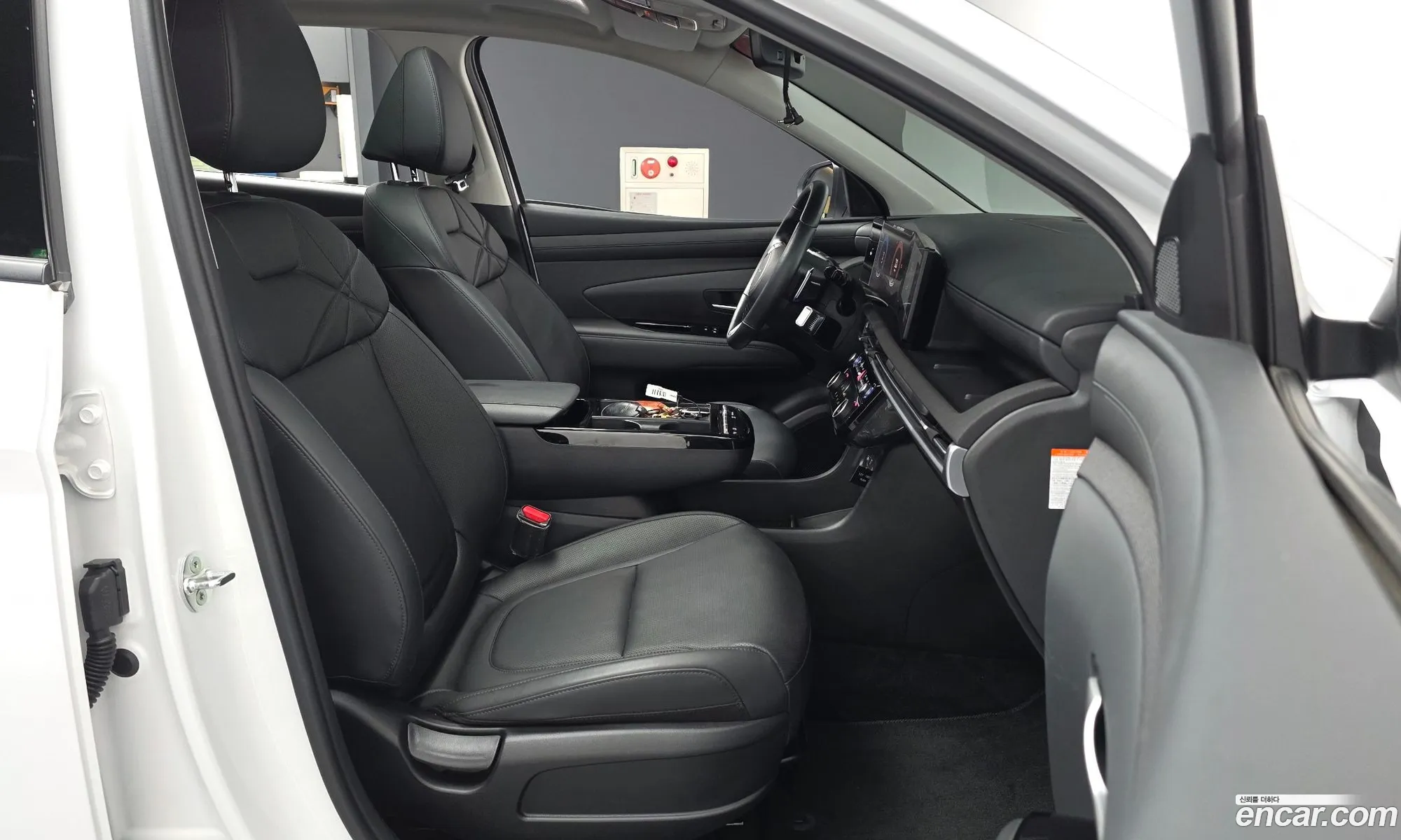 Hyundai Tucson Hybrid 2024 — 3