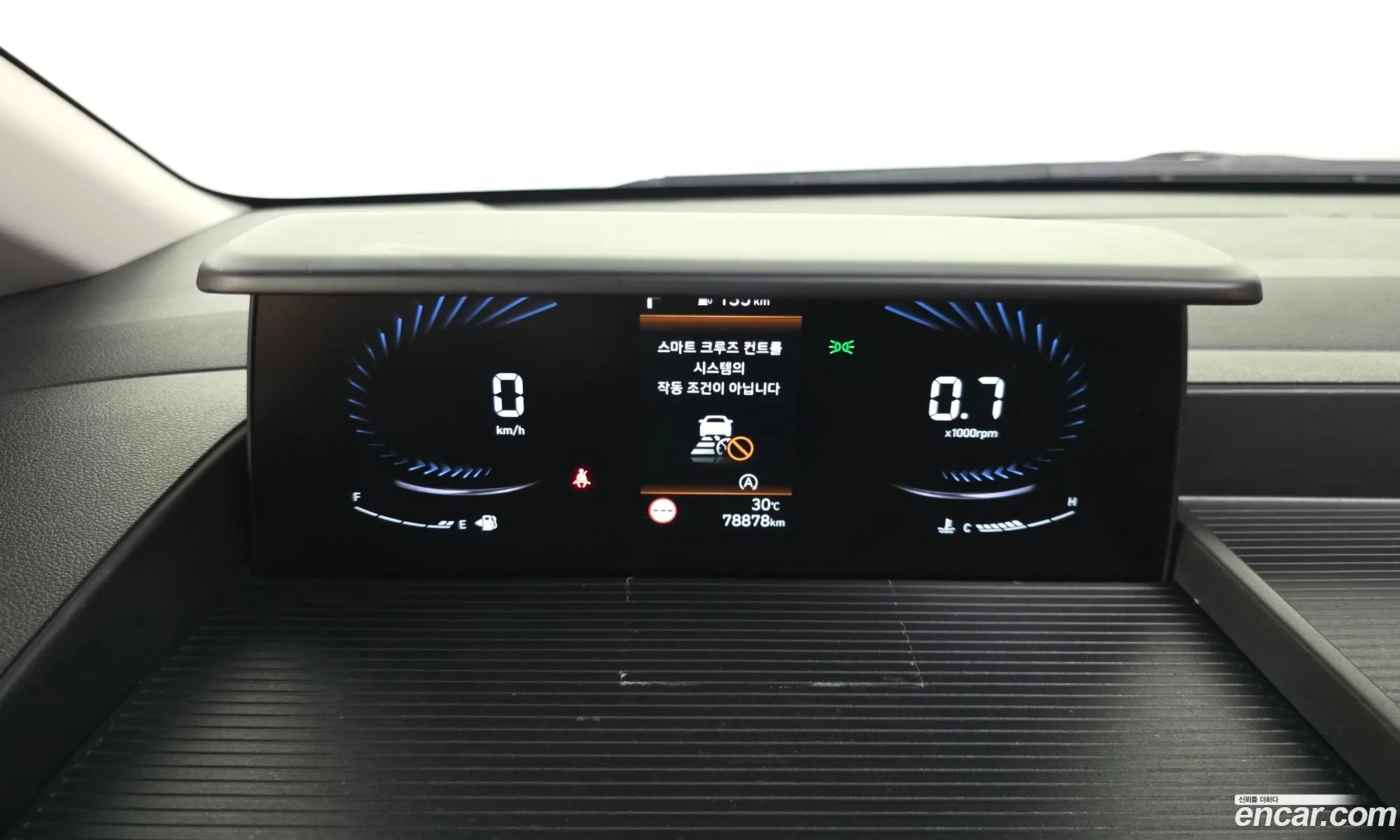 Hyundai Staria 2021 — 3