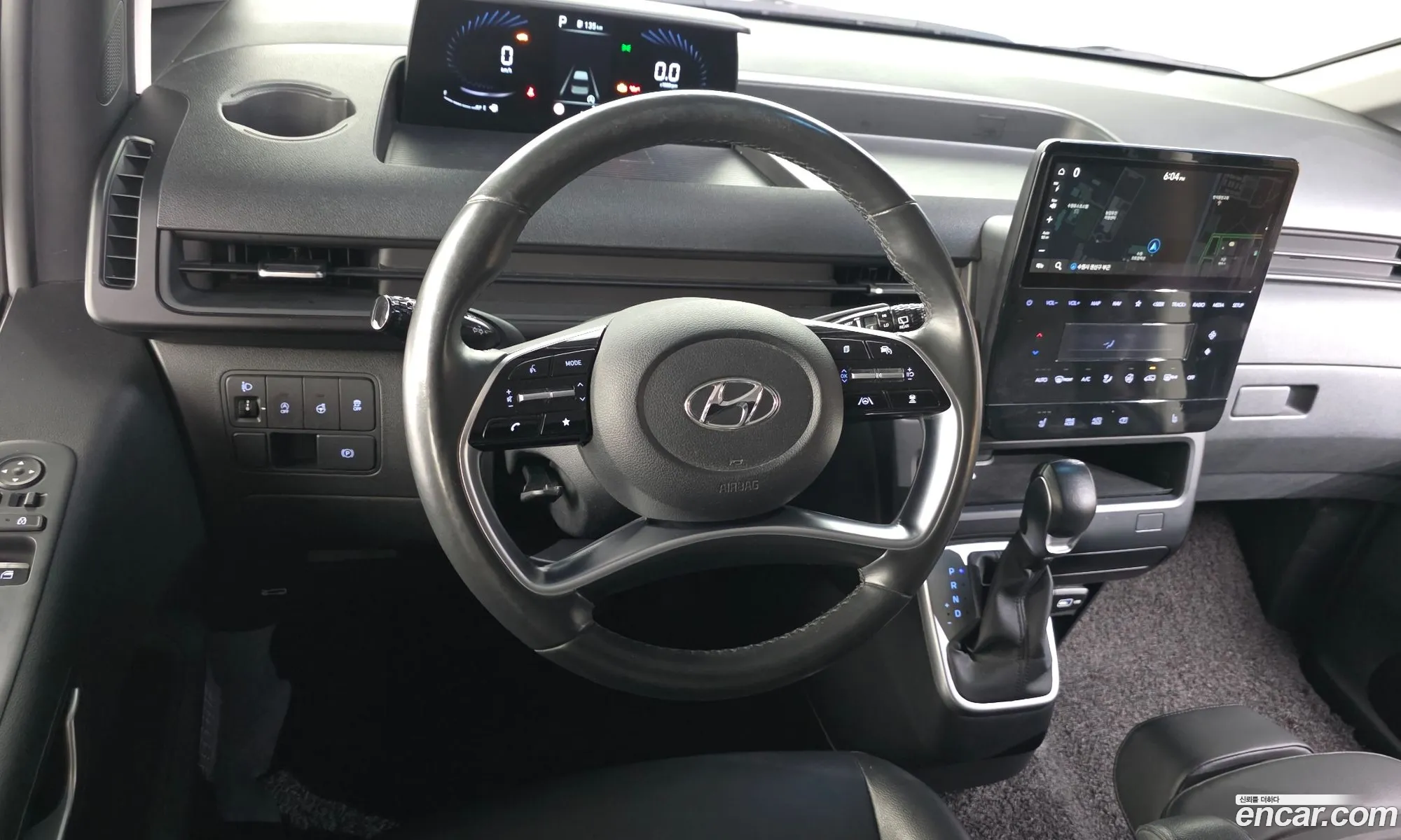 Hyundai Staria 2021 — 16