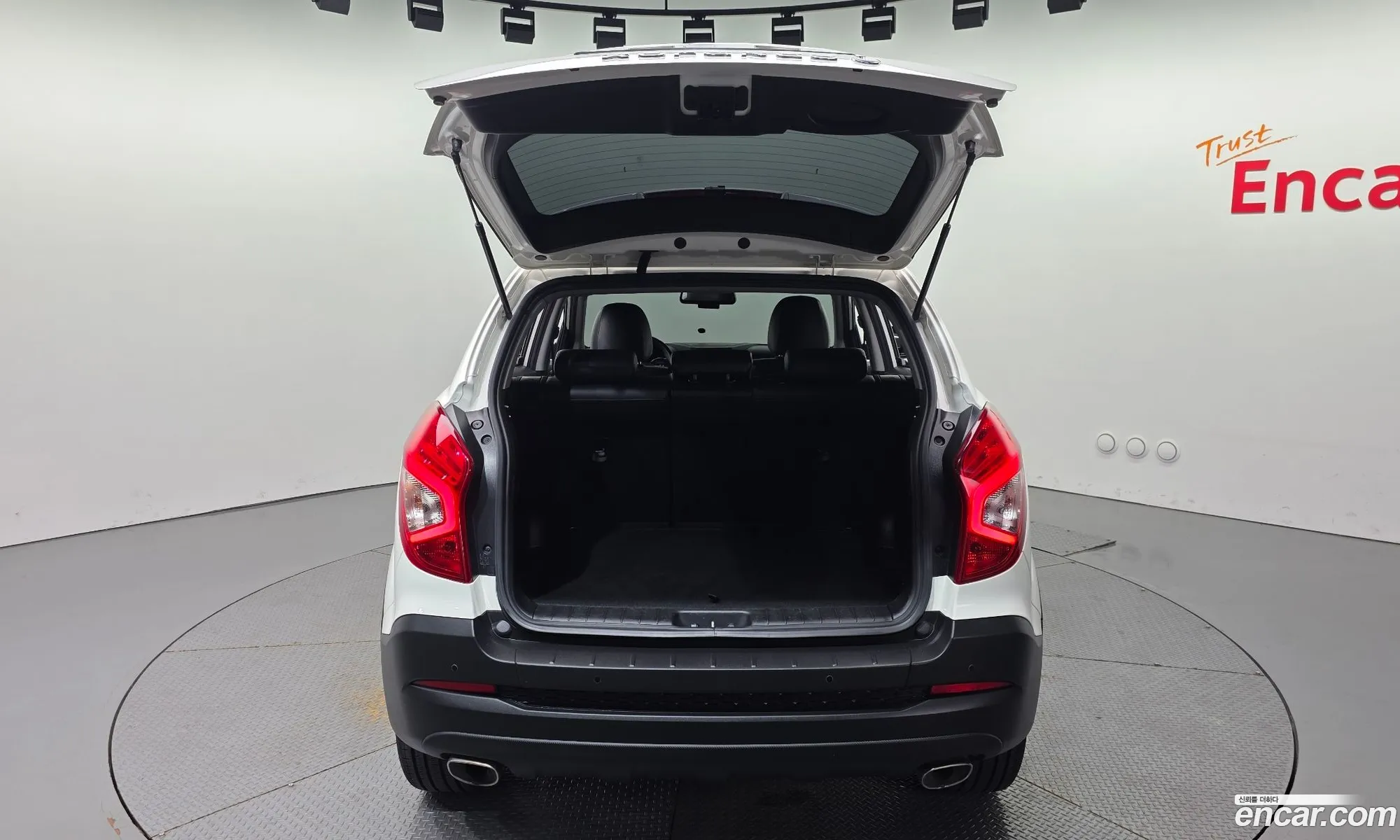 KG Mobility (SsangYong) Style Korando C 2018 — 25
