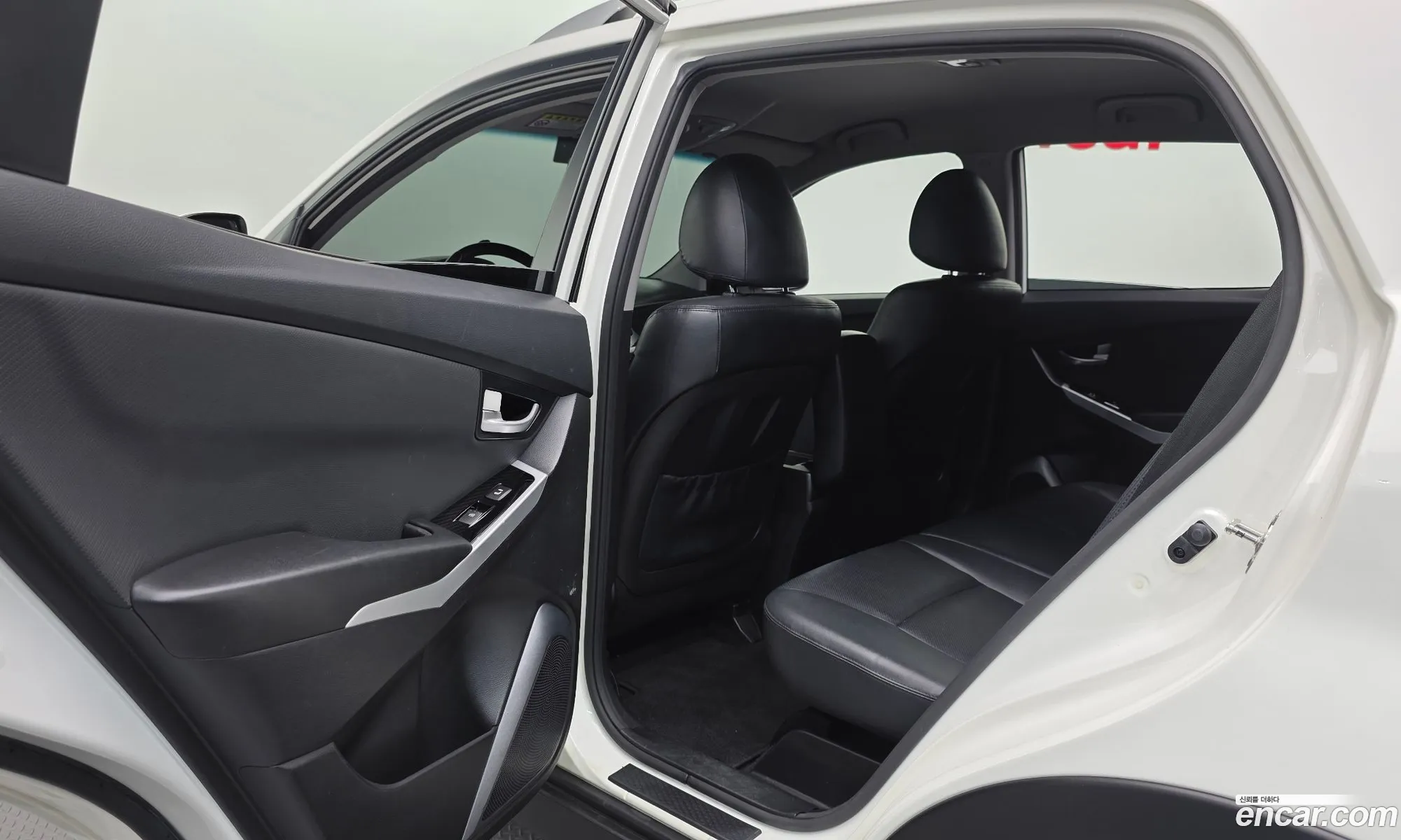 KG Mobility (SsangYong) Style Korando C 2018 — 16