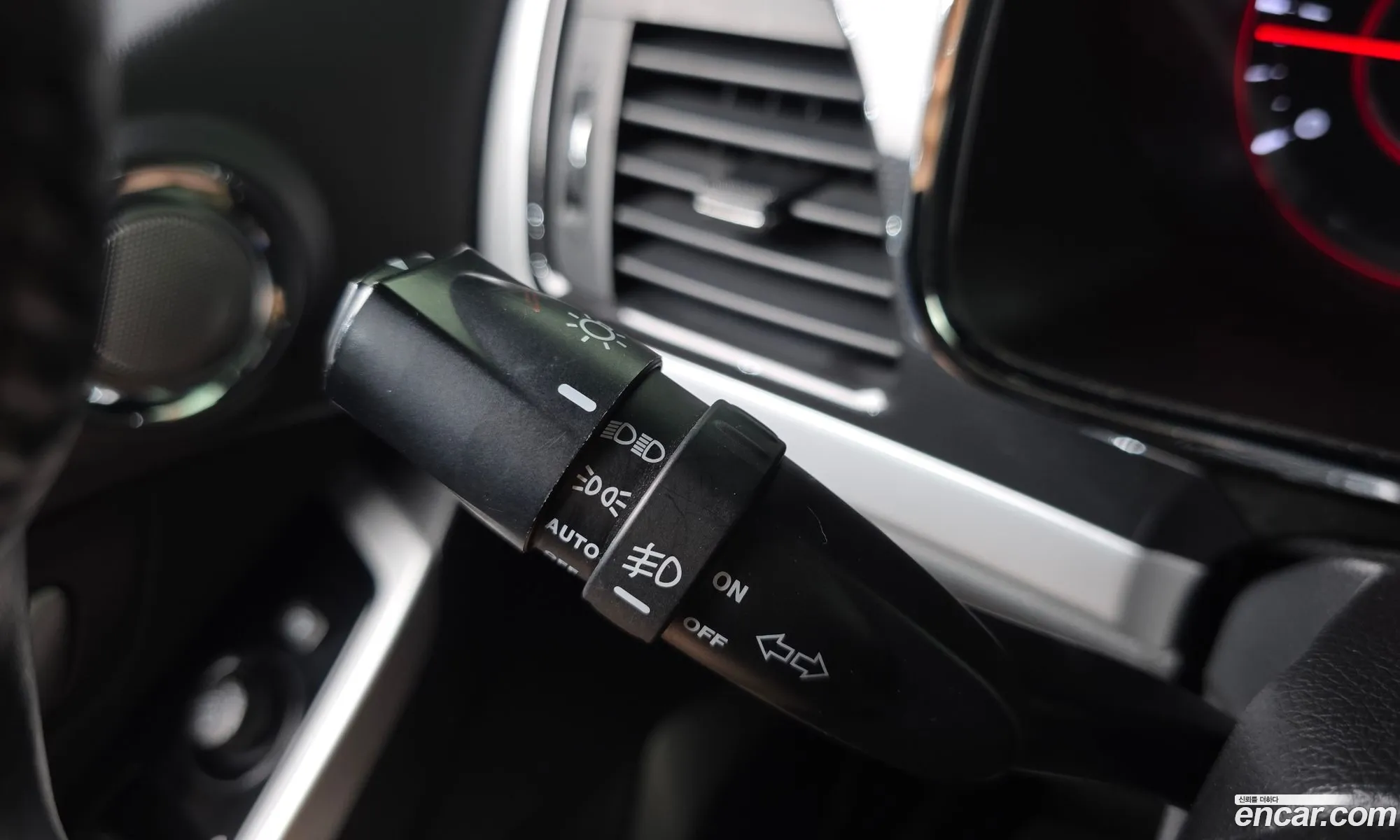 KG Mobility (SsangYong) Style Korando C 2018 — 4