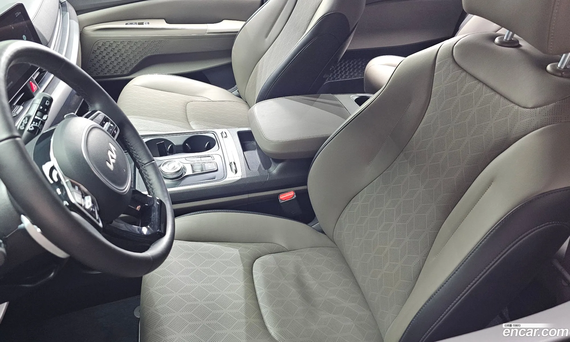 Kia Carnival 2024 — 7
