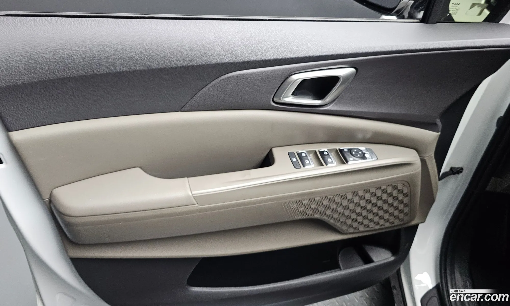 Kia Carnival 2024 — 27
