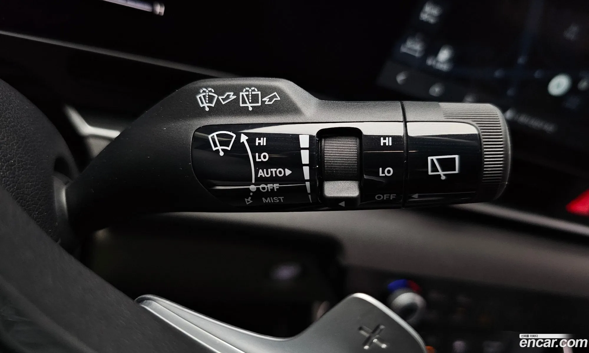 Kia Carnival 2024 — 17
