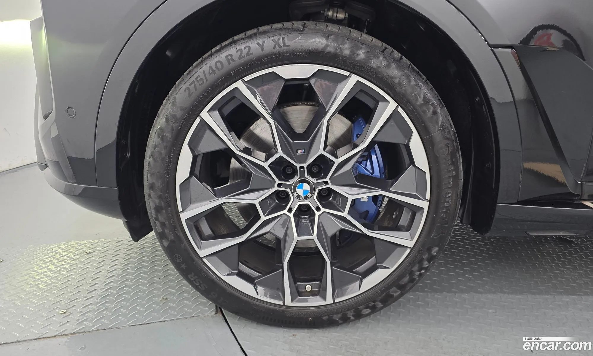 BMW X7 2024 — 19