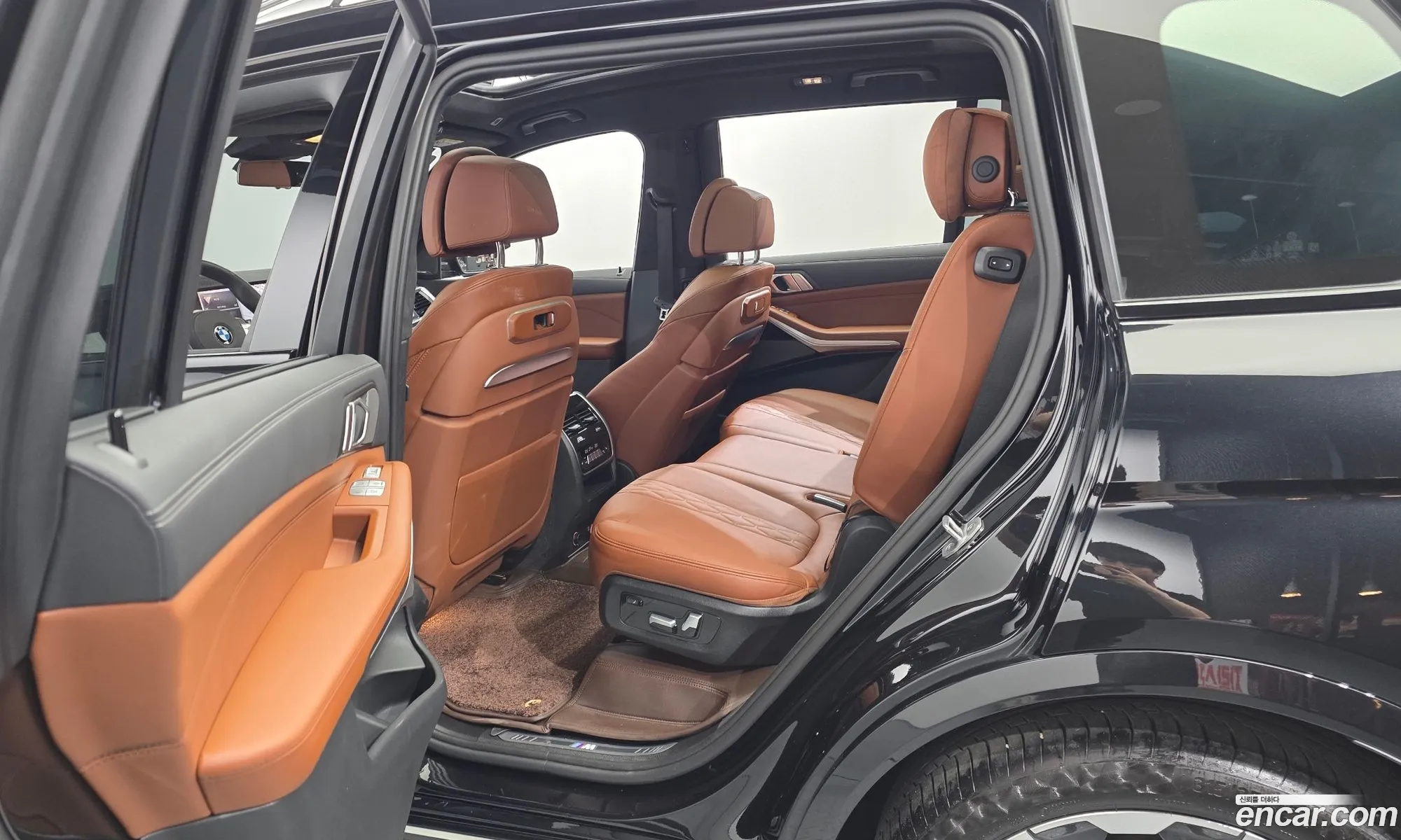 BMW X7 2024 — 18