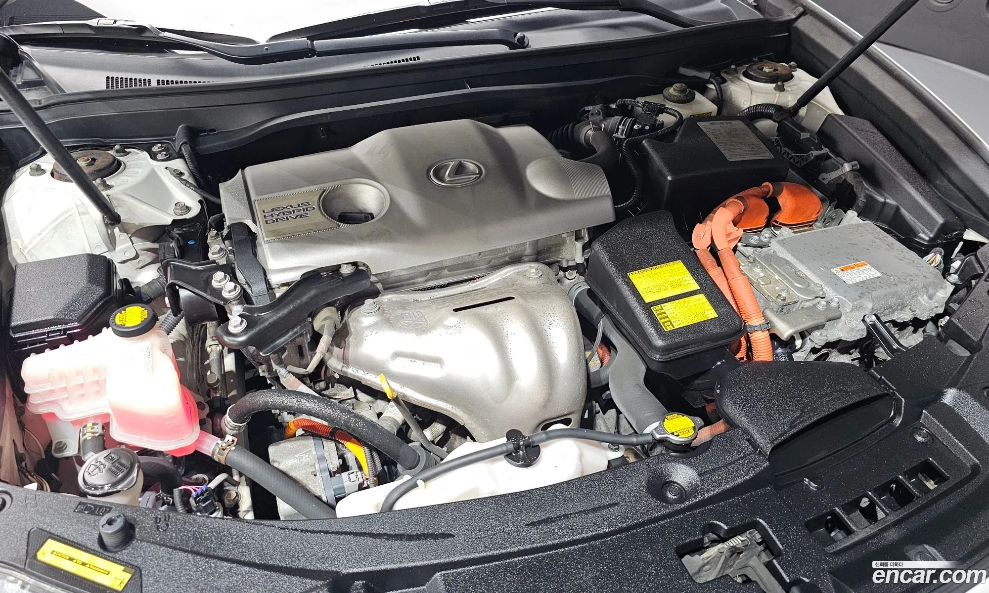 Lexus ES300h 2012 JTHBW1GG9D2010728 — 8