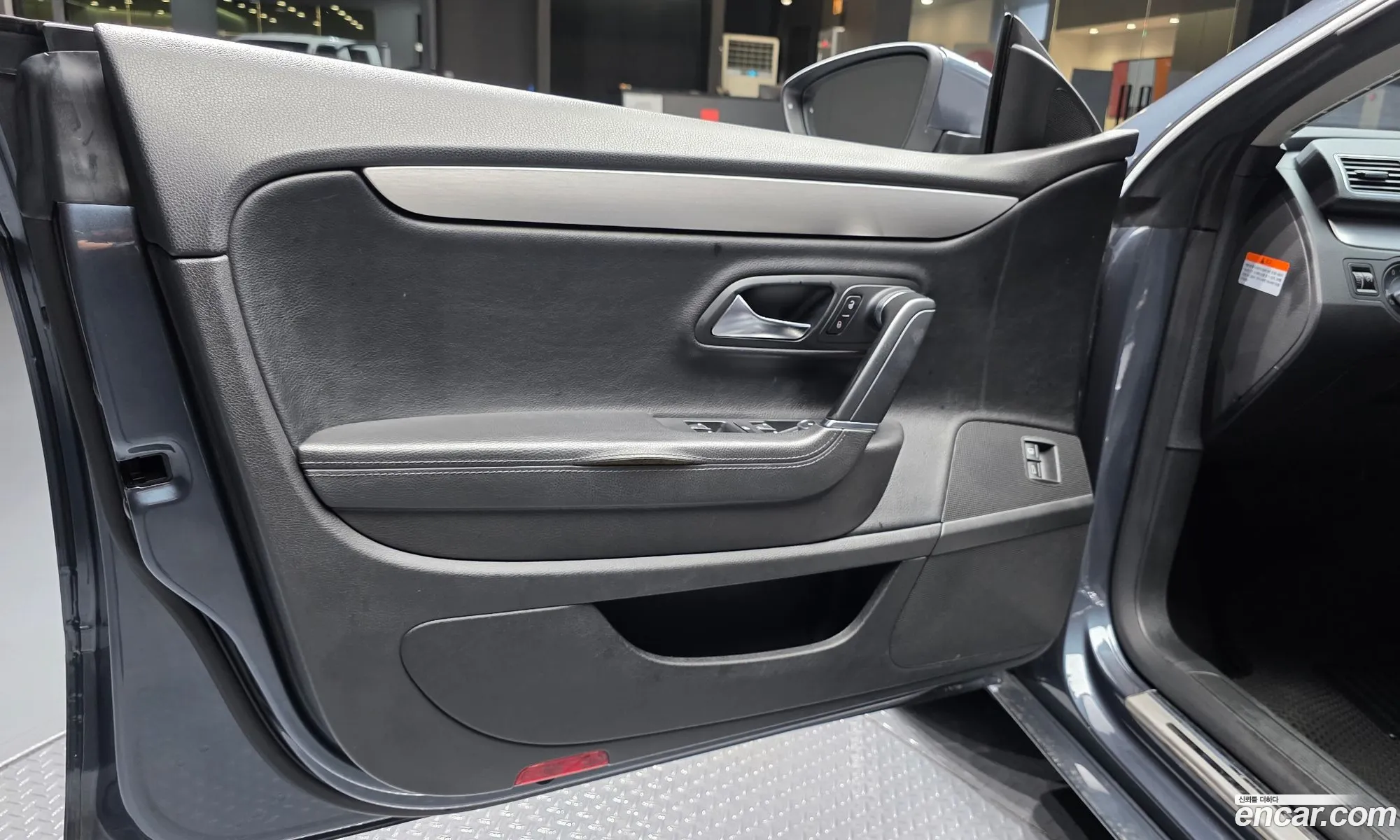 Volkswagen CC 2011 — 29