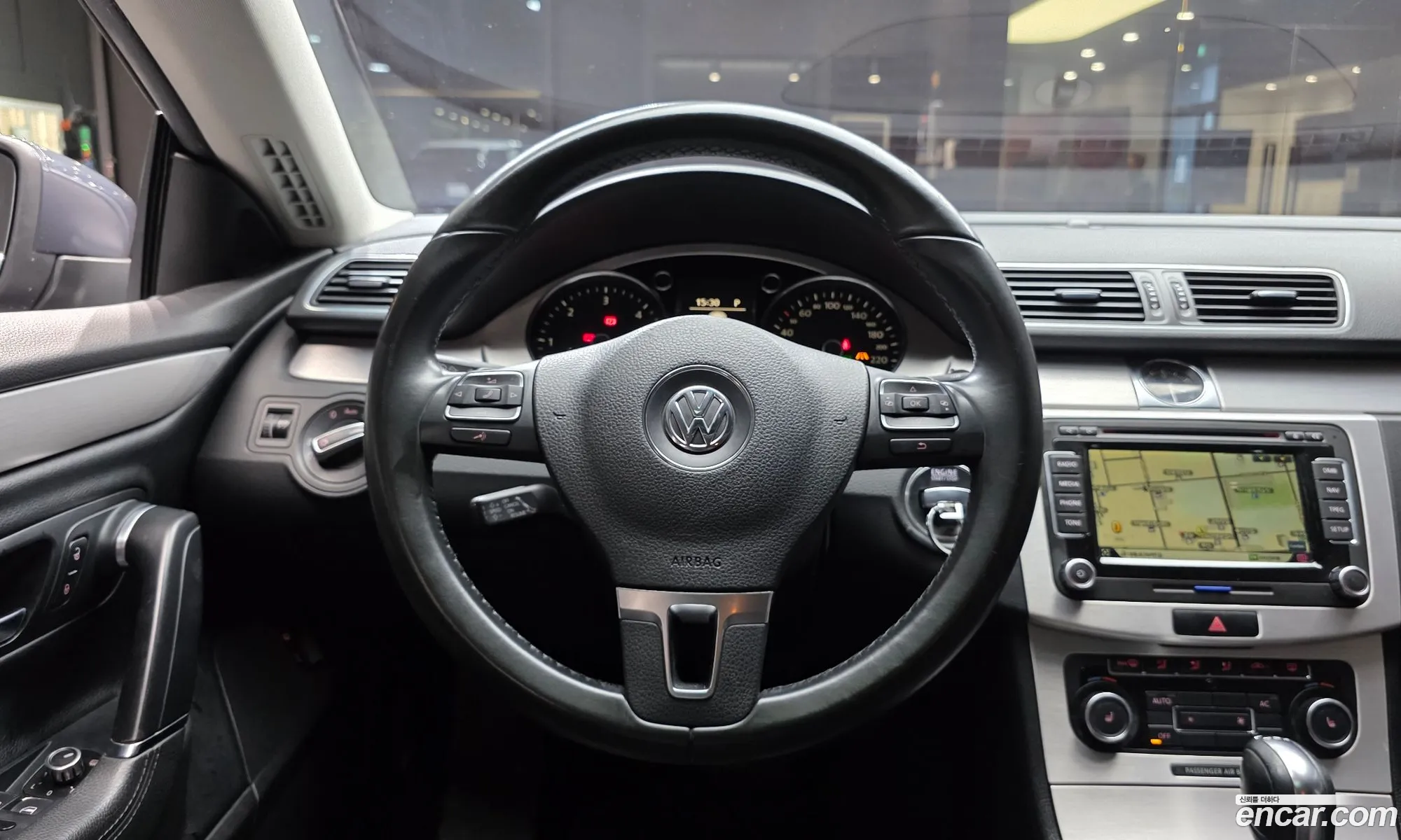 Volkswagen CC 2011 — 17
