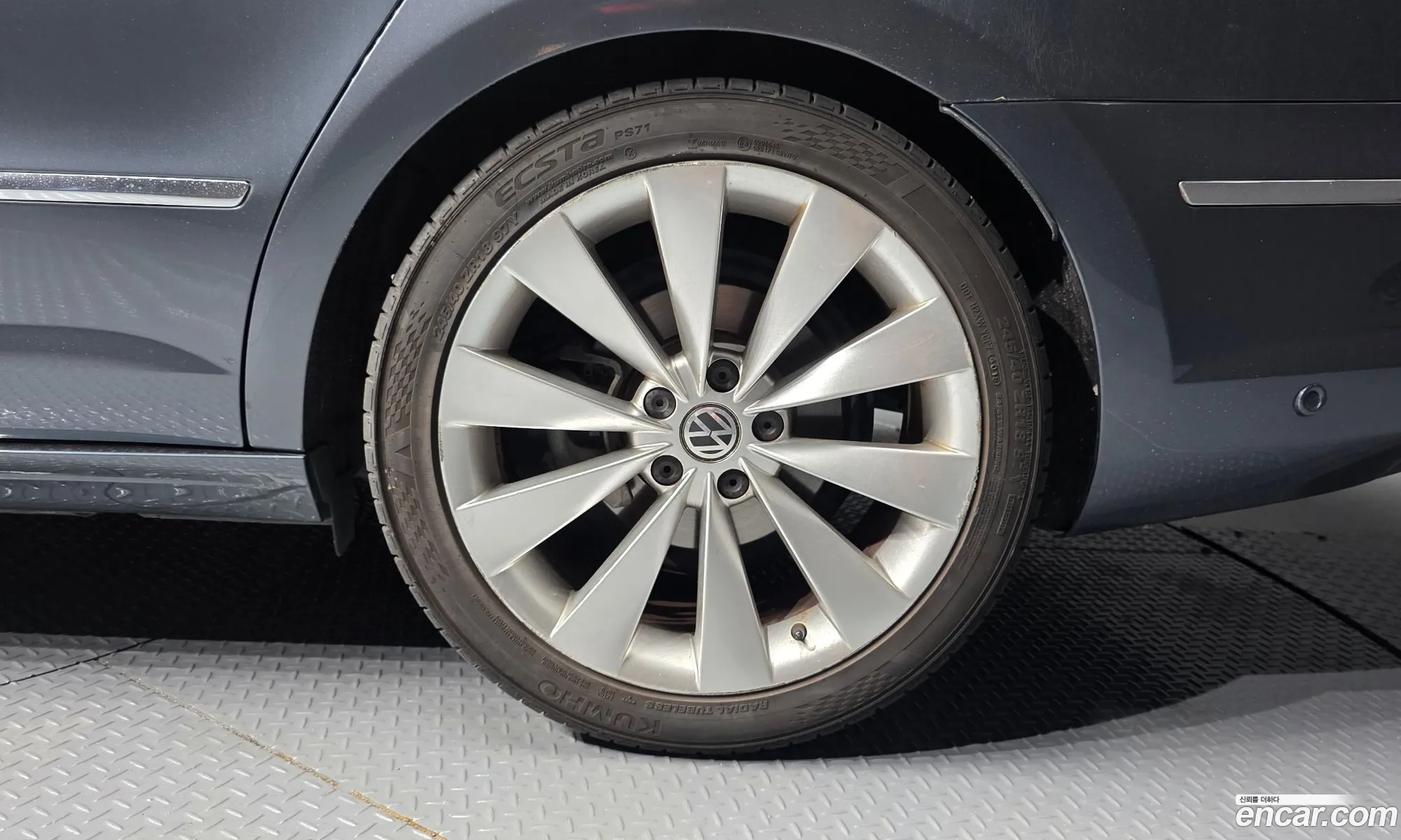 Volkswagen CC 2011 — 19