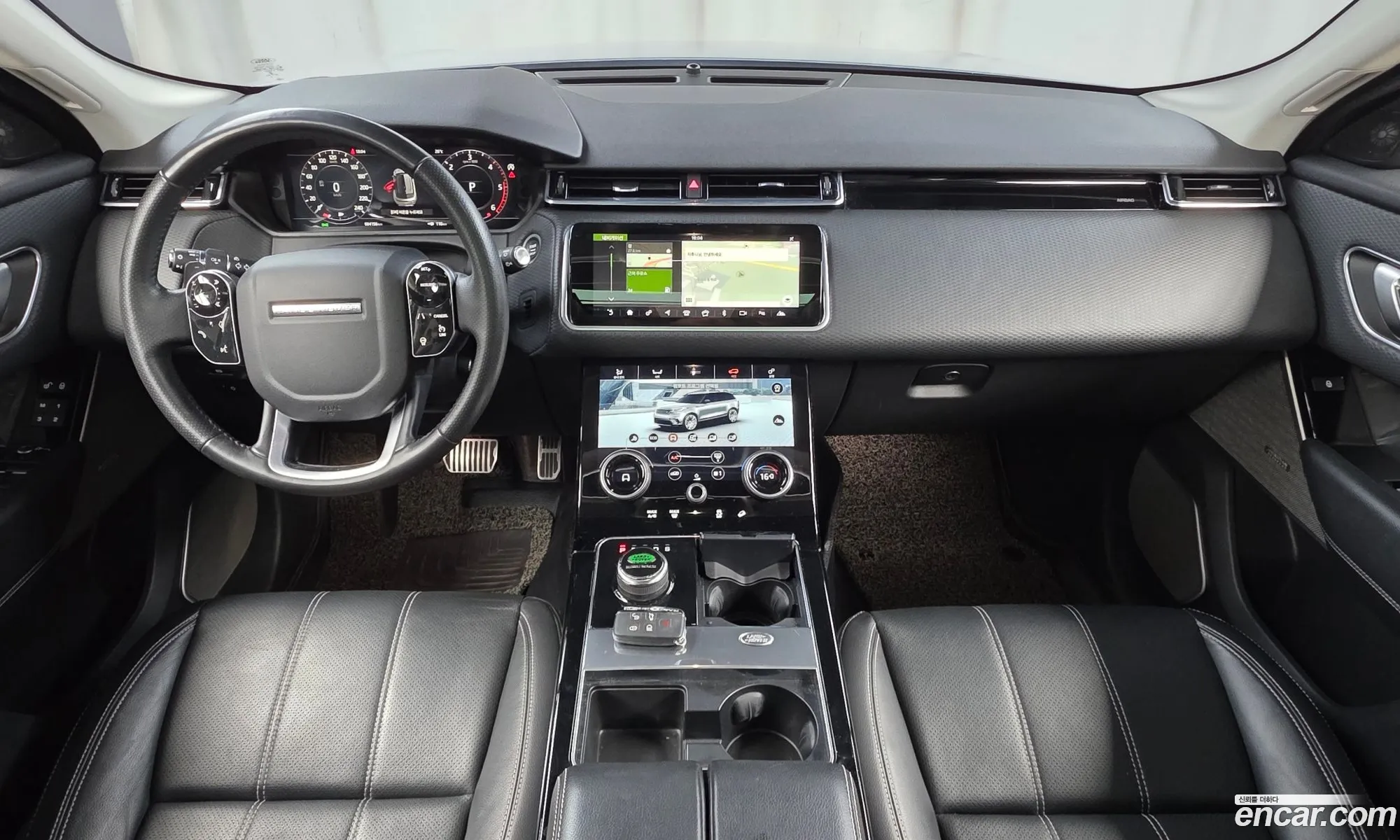 Land Rover Range Rover Velar 2018 — 3
