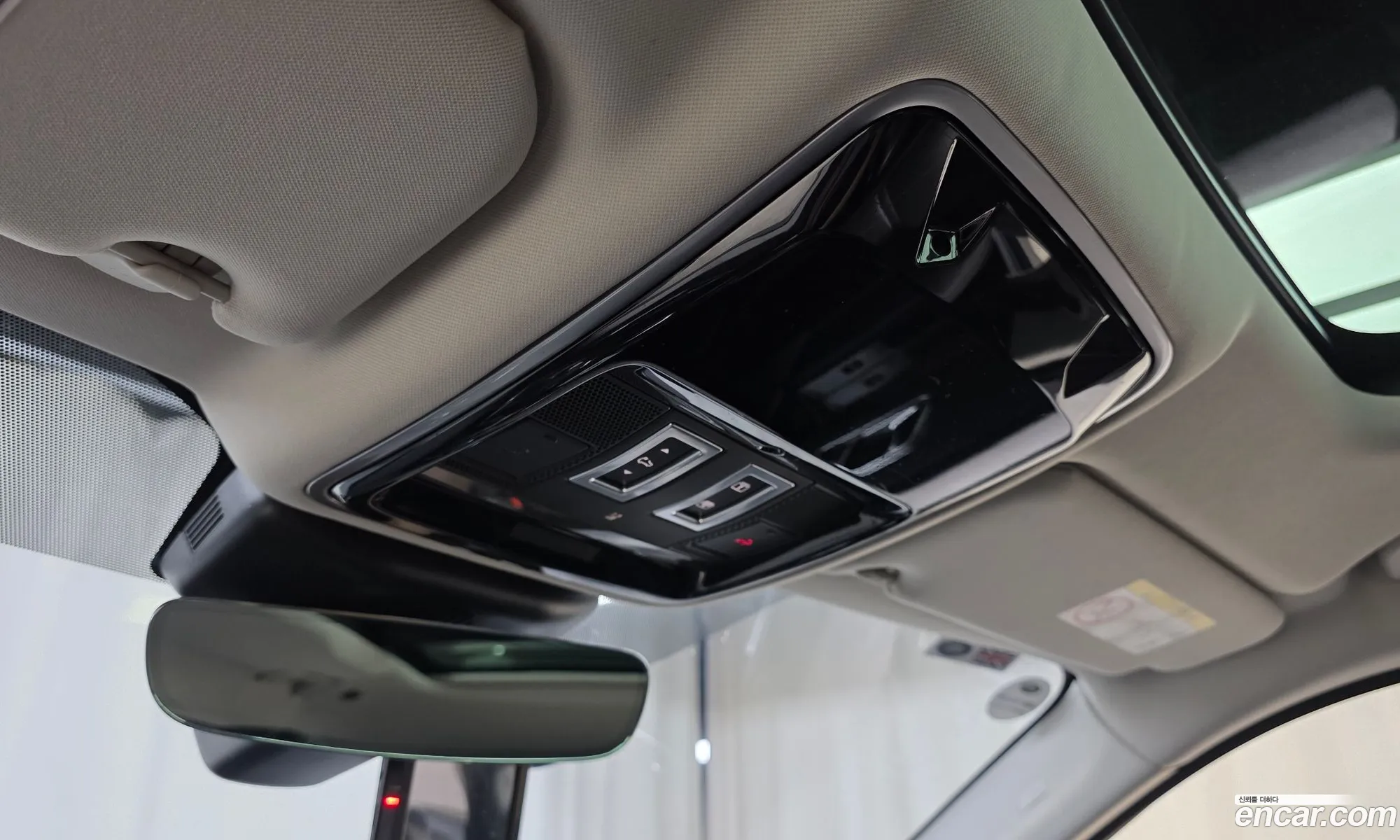Land Rover Range Rover Velar 2018 — 20
