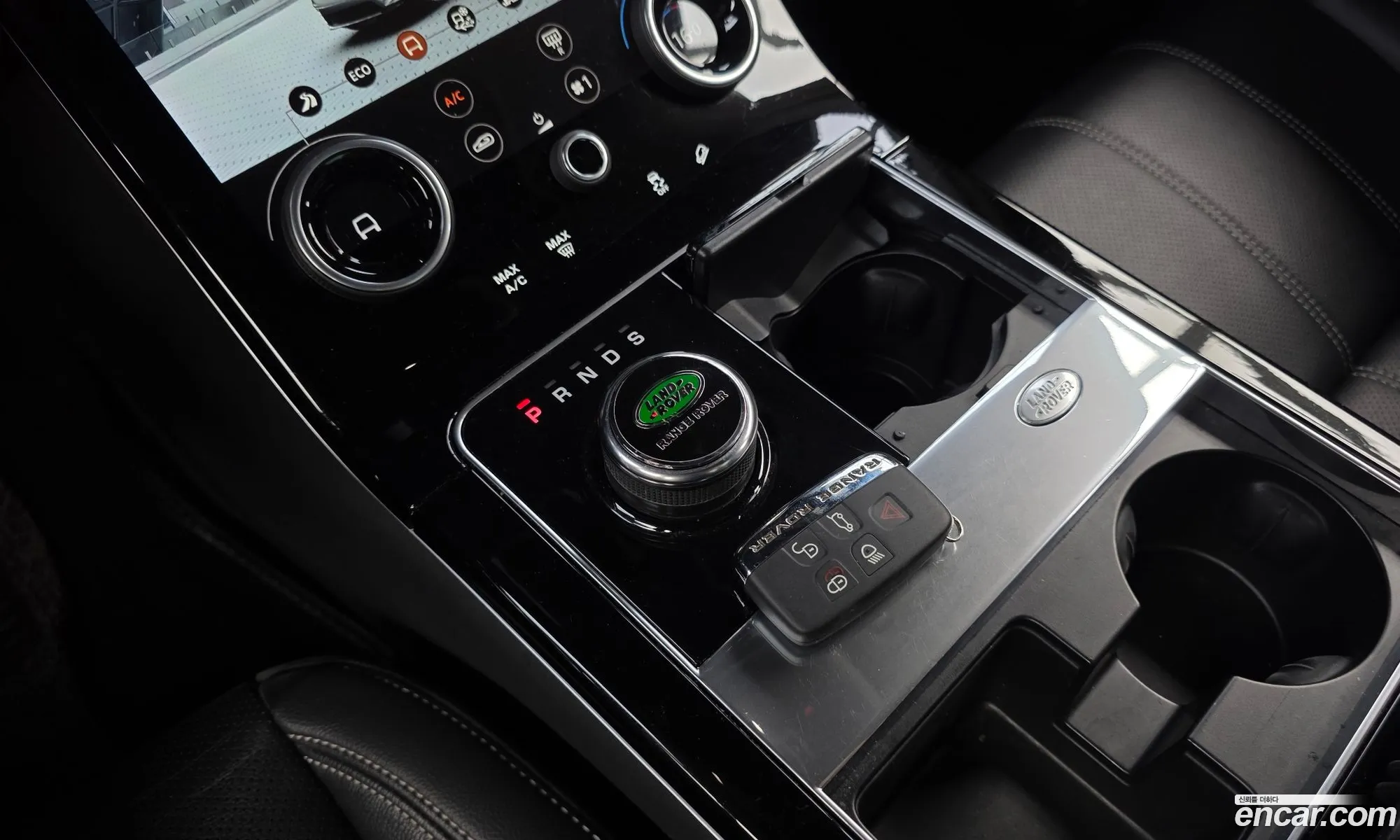 Land Rover Range Rover Velar 2018 — 15