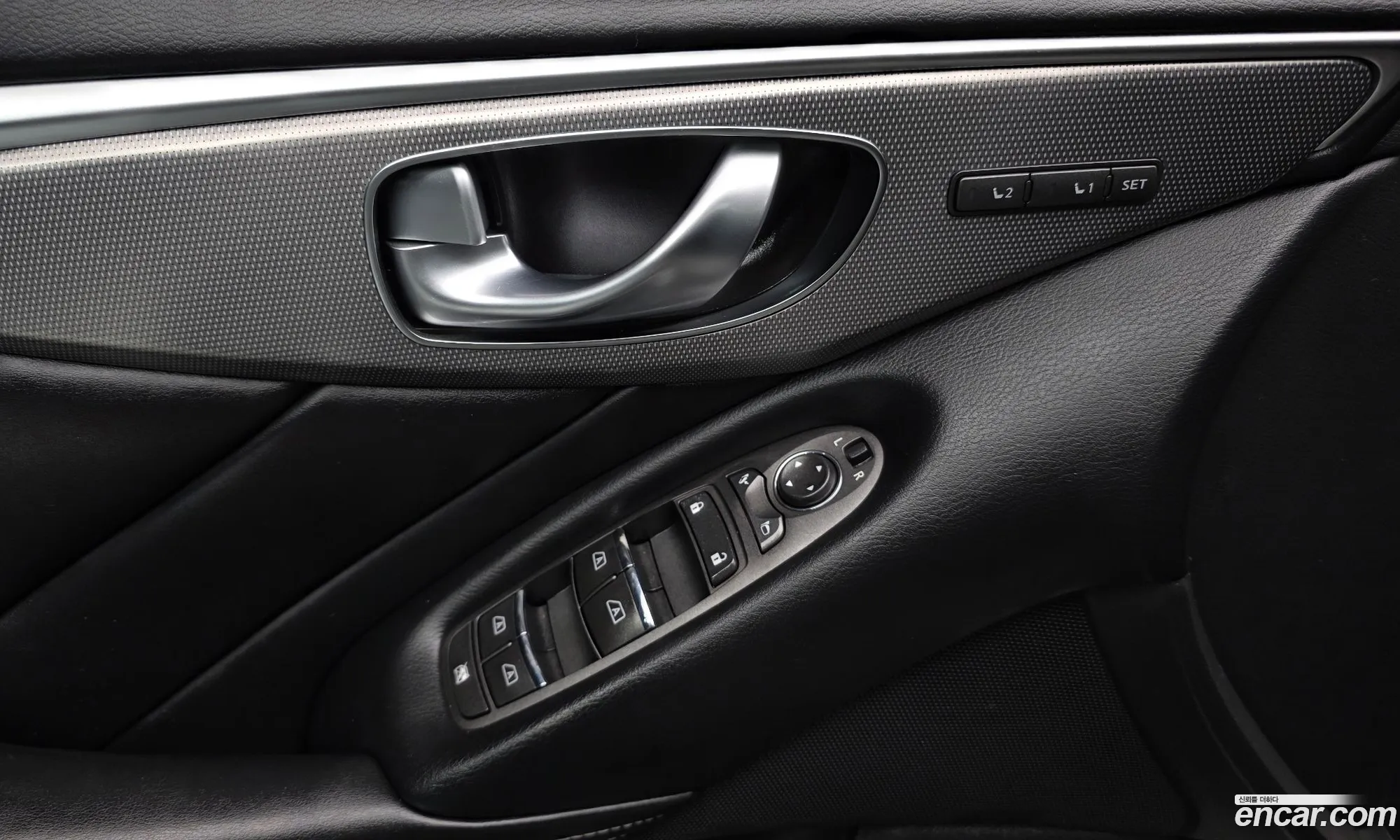 Infiniti Q50 2016 JNKAV71E5GM580226 — 13