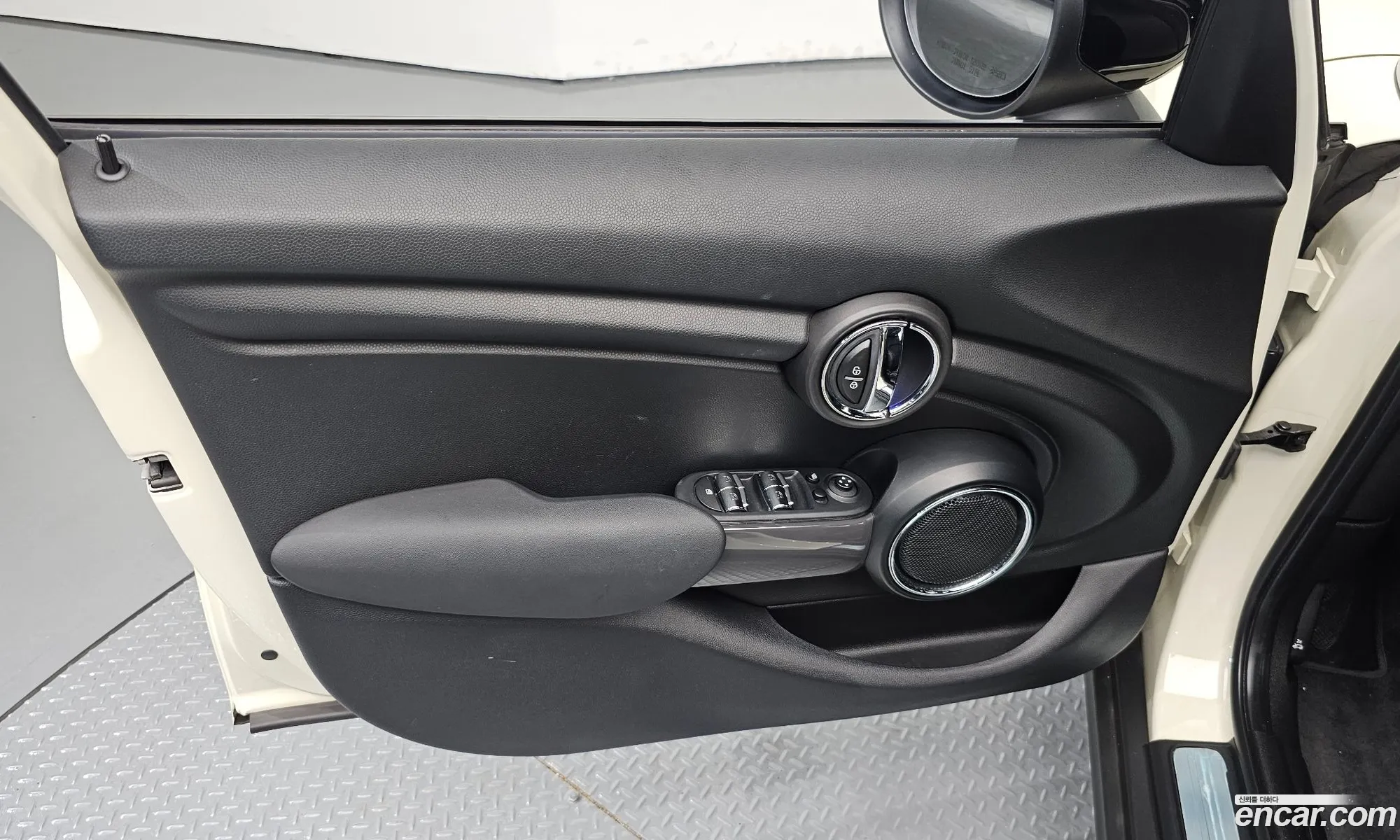Mini Cooper 2021 WMWXV7105M2N71076 — 15