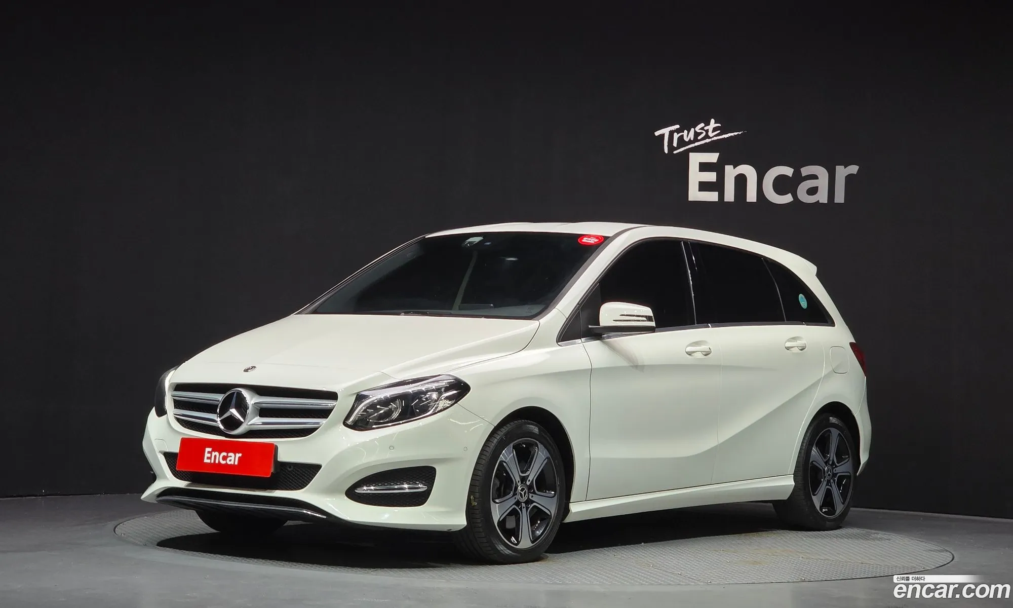 Mercedes-Benz B-Class W246 2018 WDDMH4FB4JN242536 — 3