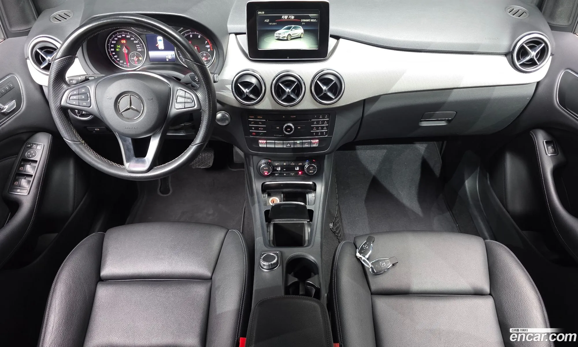 Mercedes-Benz B-Class W246 2018 WDDMH4FB4JN242536 — 29