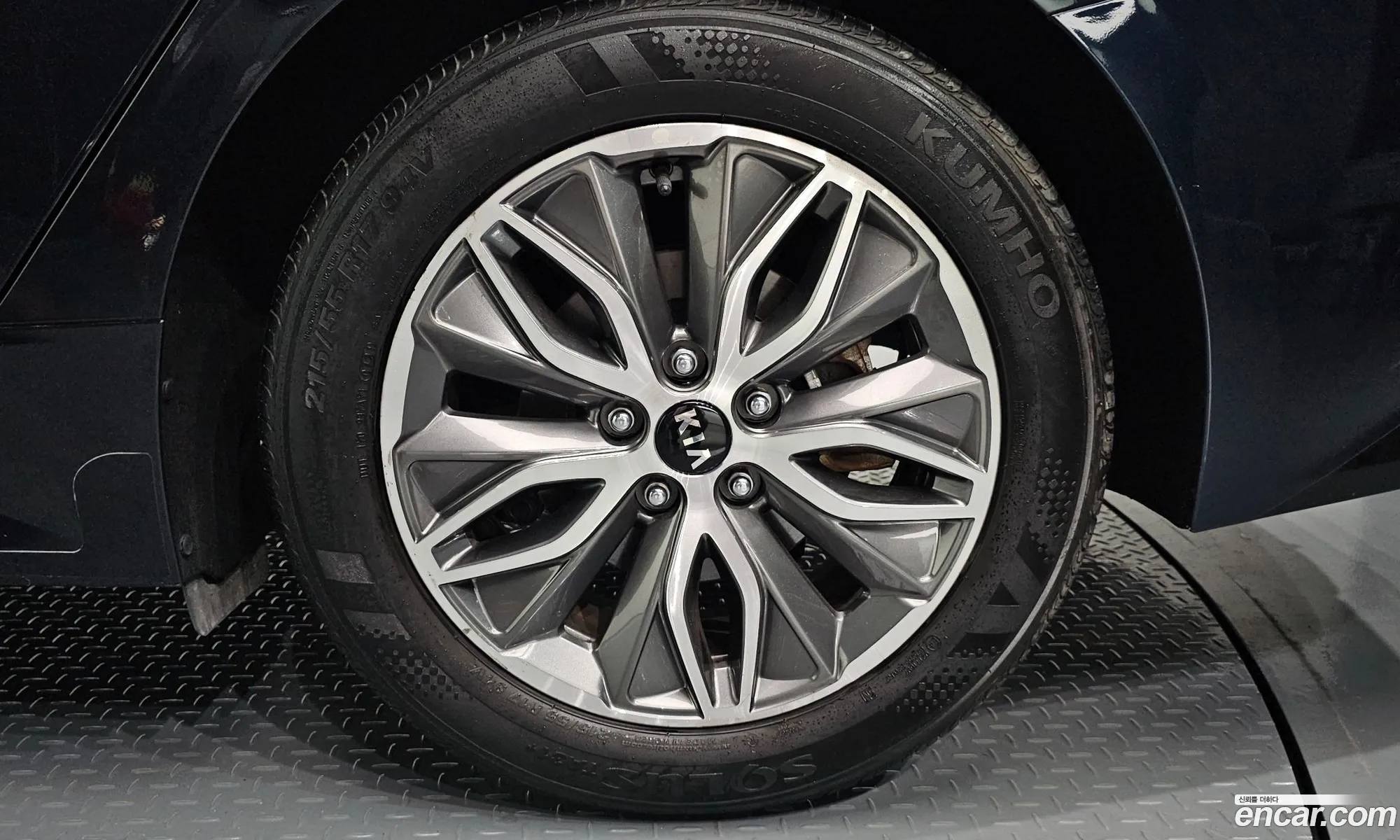 Kia K5 Hybrid 2021 — 11
