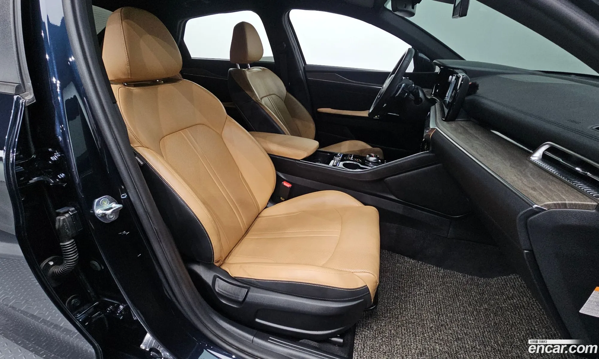Kia K5 Hybrid 2021 — 12