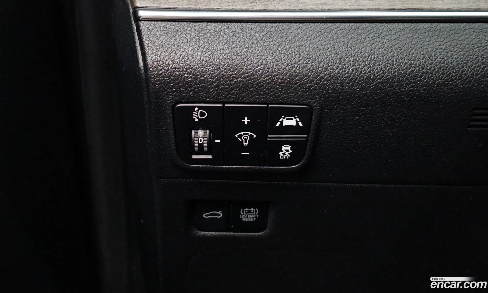 Kia K5 Hybrid 2021 — 31