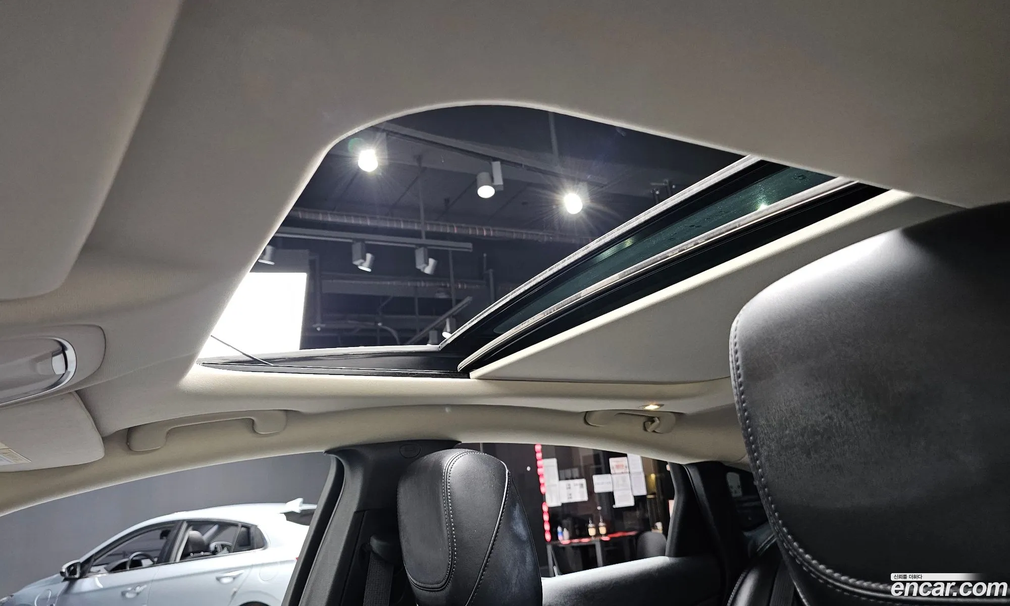 Chrysler 200 2015 1C3CCCCB8FN617634 — 16