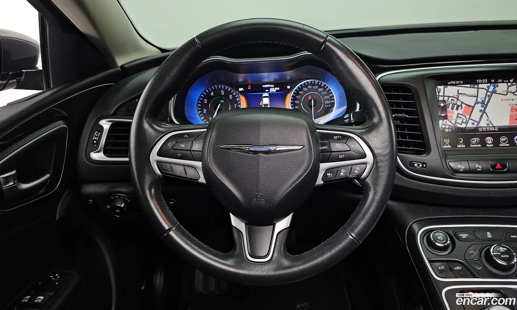 Chrysler 200 2015 1C3CCCCB8FN617634 — 18