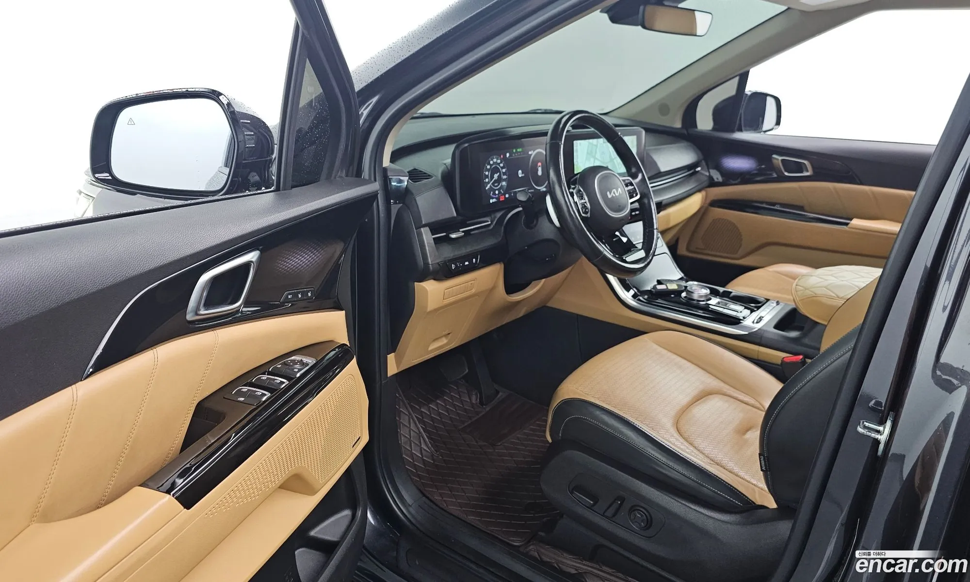 Kia Carnival 2022 — 7