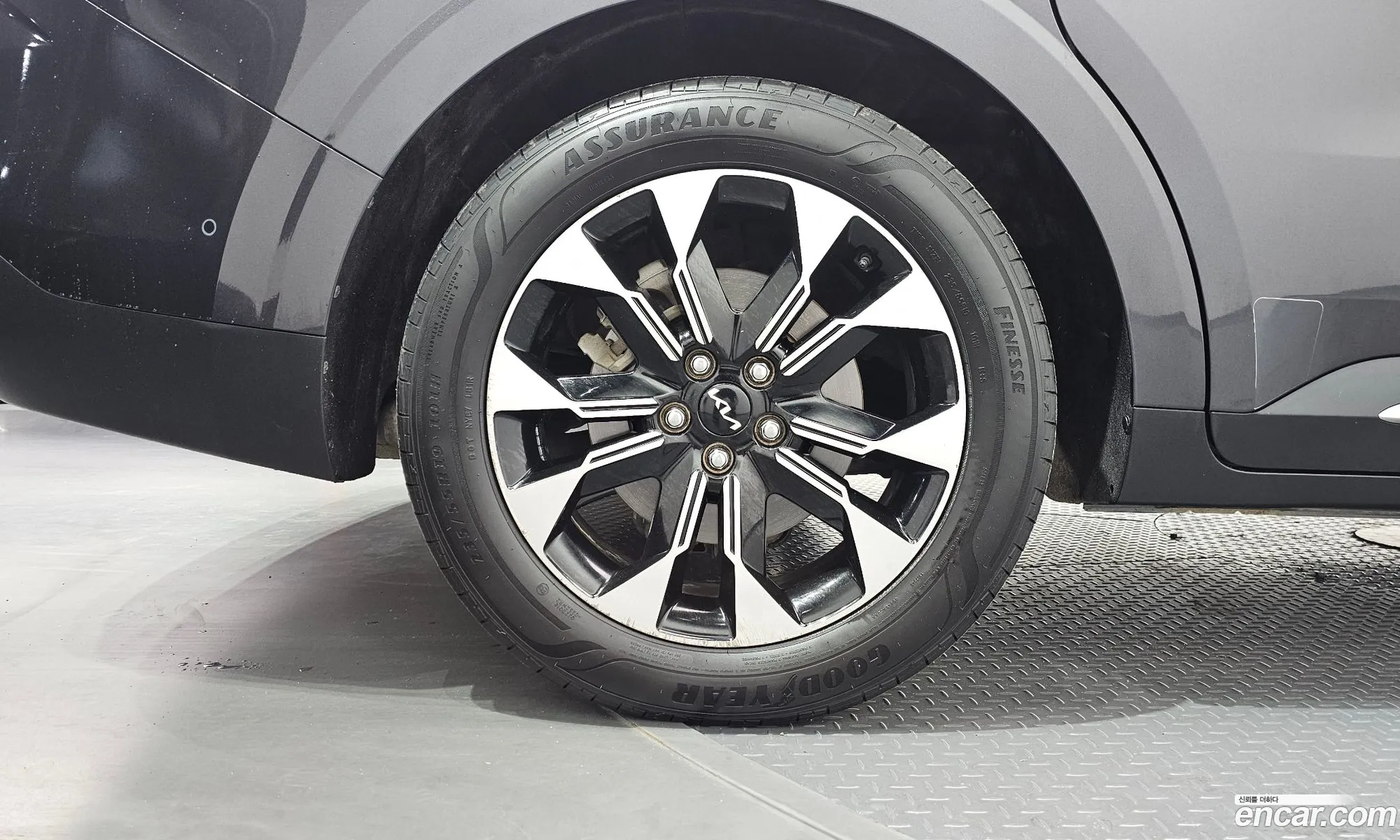 Kia Carnival 2022 — 17