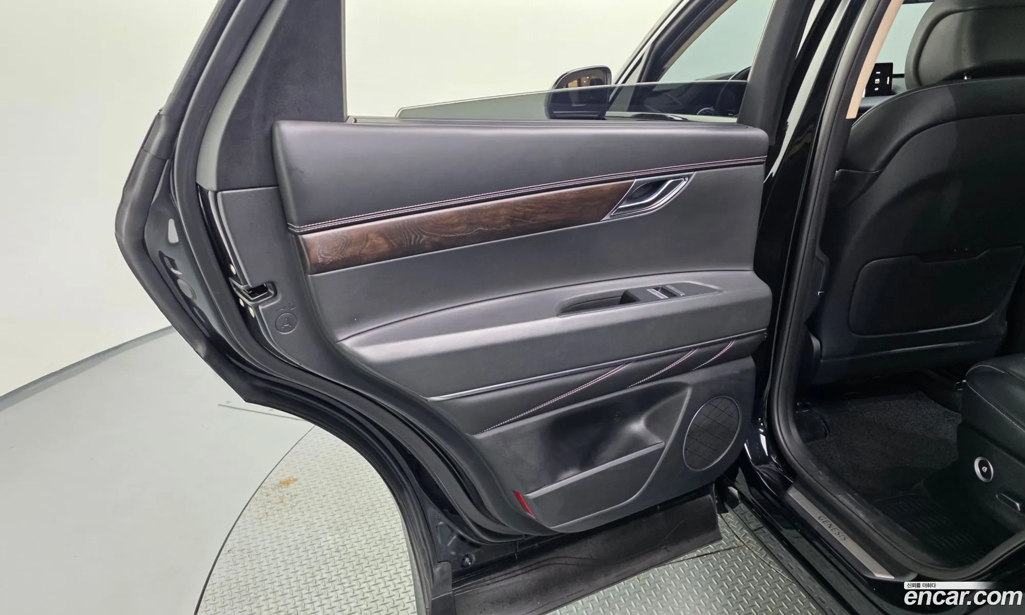 Genesis GV80 2021 — 23