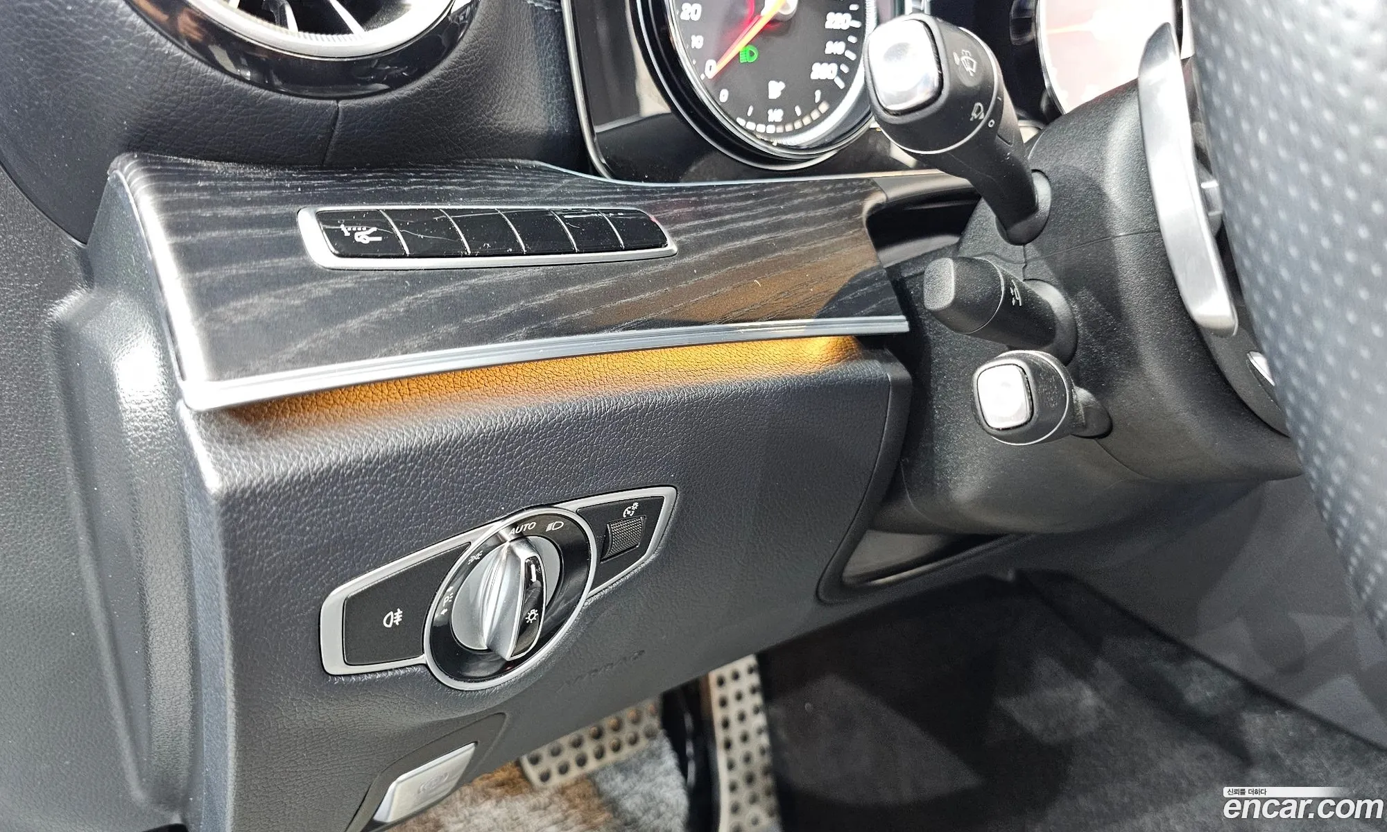Mercedes-Benz E-Class W213 2018 WDD1K1EB4JF034459 — 29