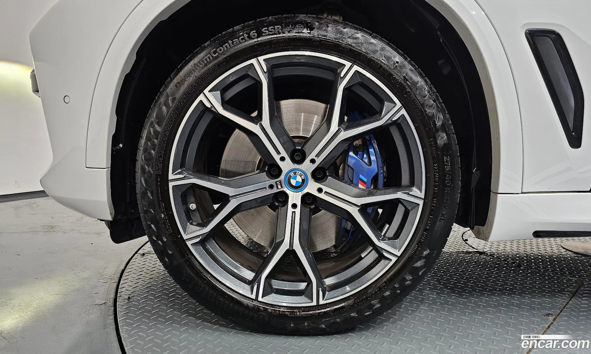 BMW X5 2023 WBATA6103P9P46229 — 14